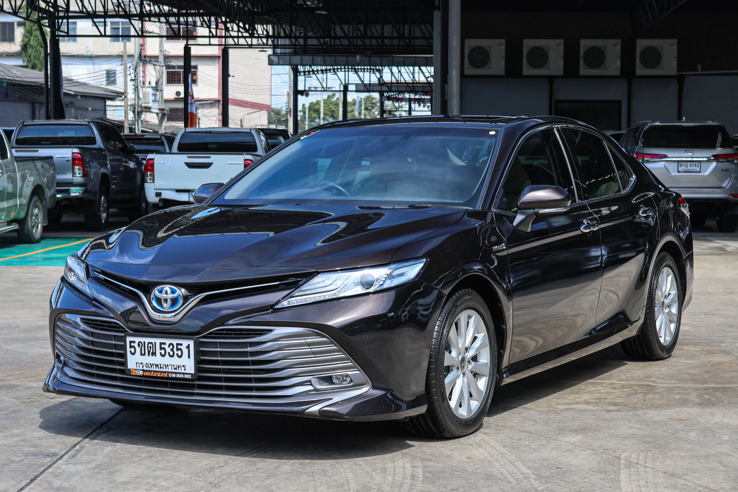 2021 Toyota CAMRY 2.5 (ปี 18-24) Hybrid Sedan