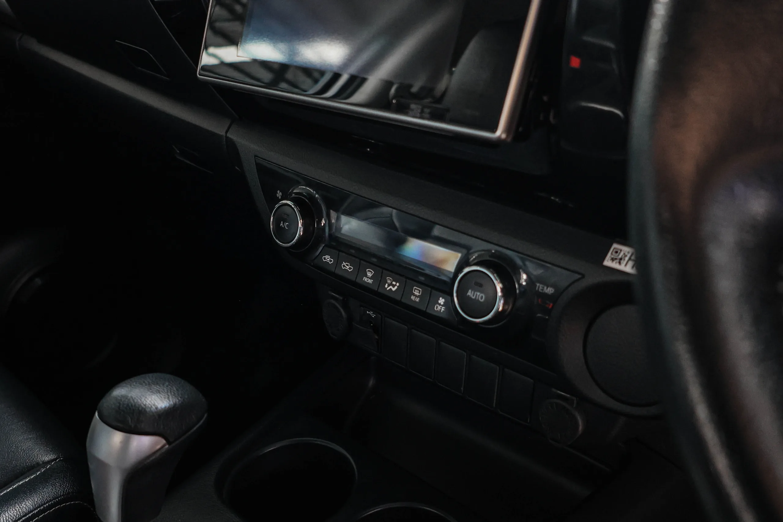 2019 Toyota HILUX REVO 2.4 Double Cab G Prerunner Double Cab Pickup - Image 26