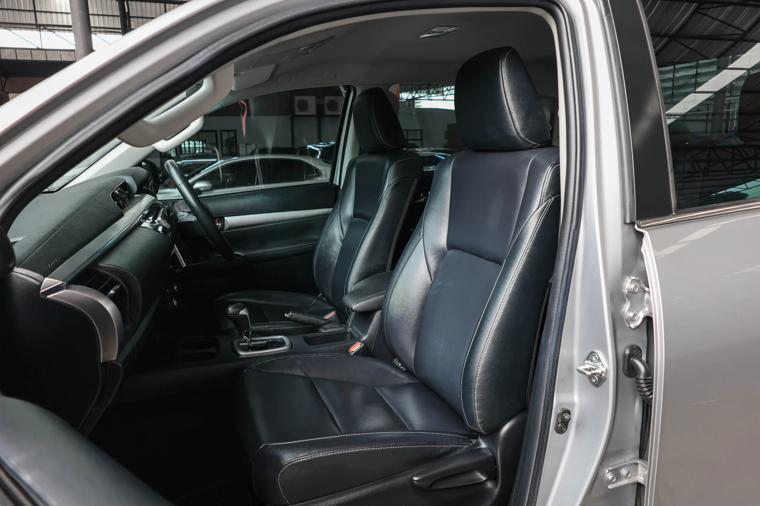2019 Toyota HILUX REVO 2.4 Double Cab G Prerunner Double Cab Pickup - Image 29