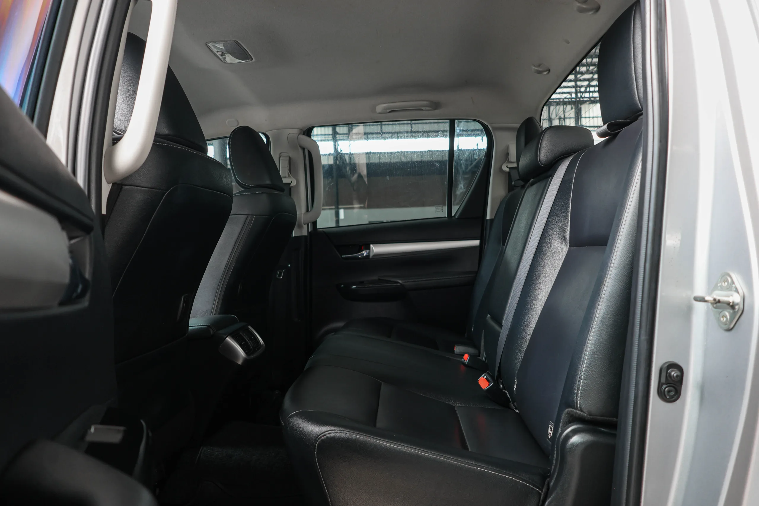 2019 Toyota HILUX REVO 2.4 Double Cab G Prerunner Double Cab Pickup - Image 32