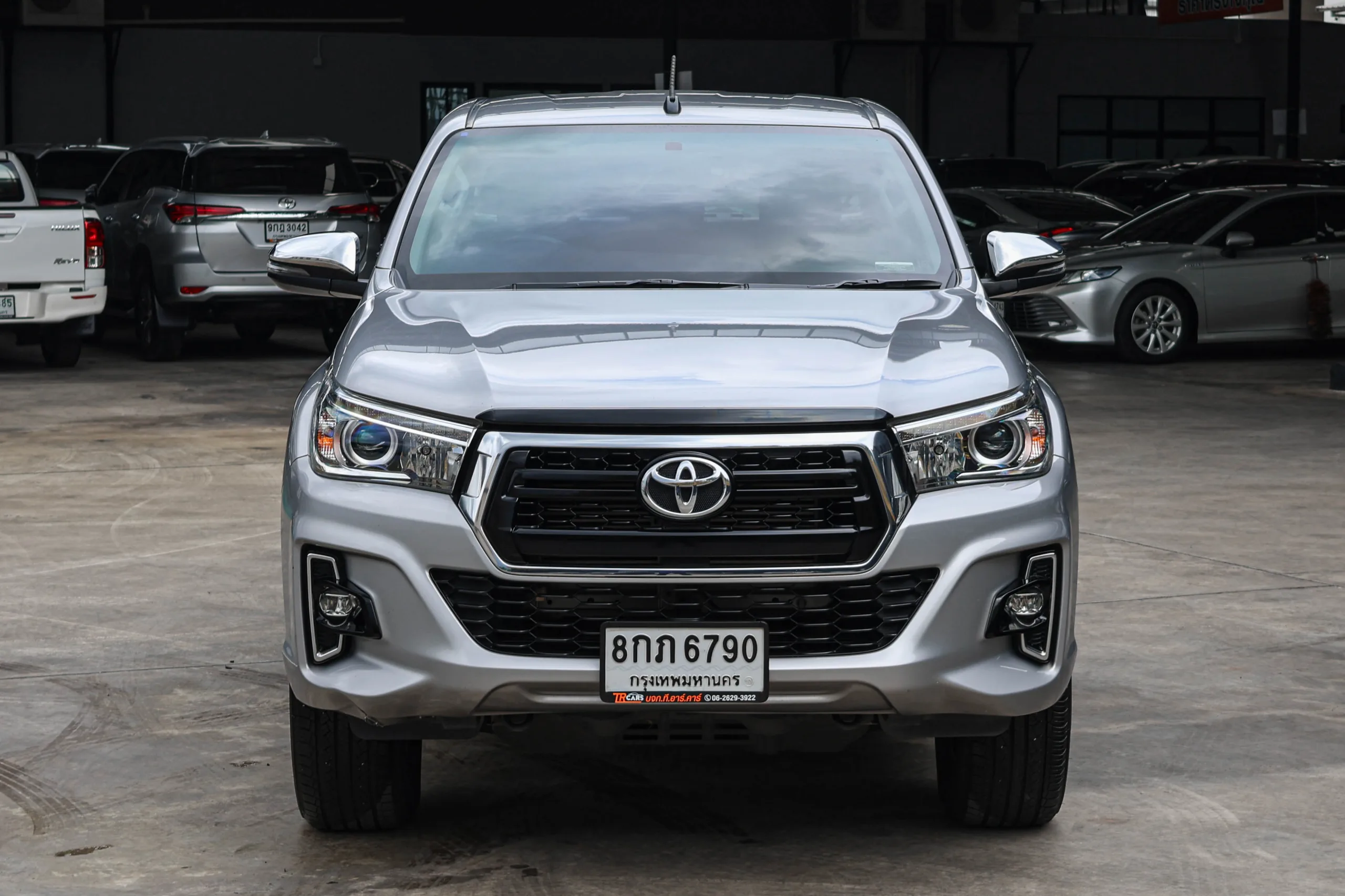 2019 Toyota HILUX REVO 2.4 Double Cab G Prerunner Double Cab Pickup - Image 4