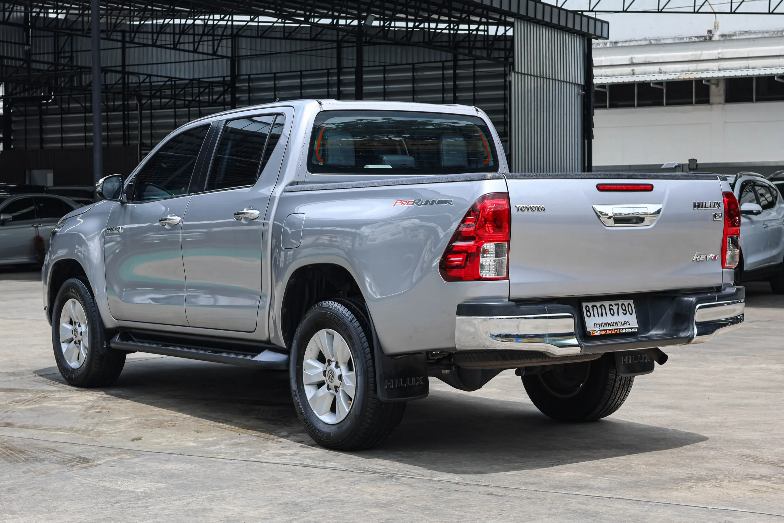 2019 Toyota HILUX REVO 2.4 Double Cab G Prerunner Double Cab Pickup - Image 6