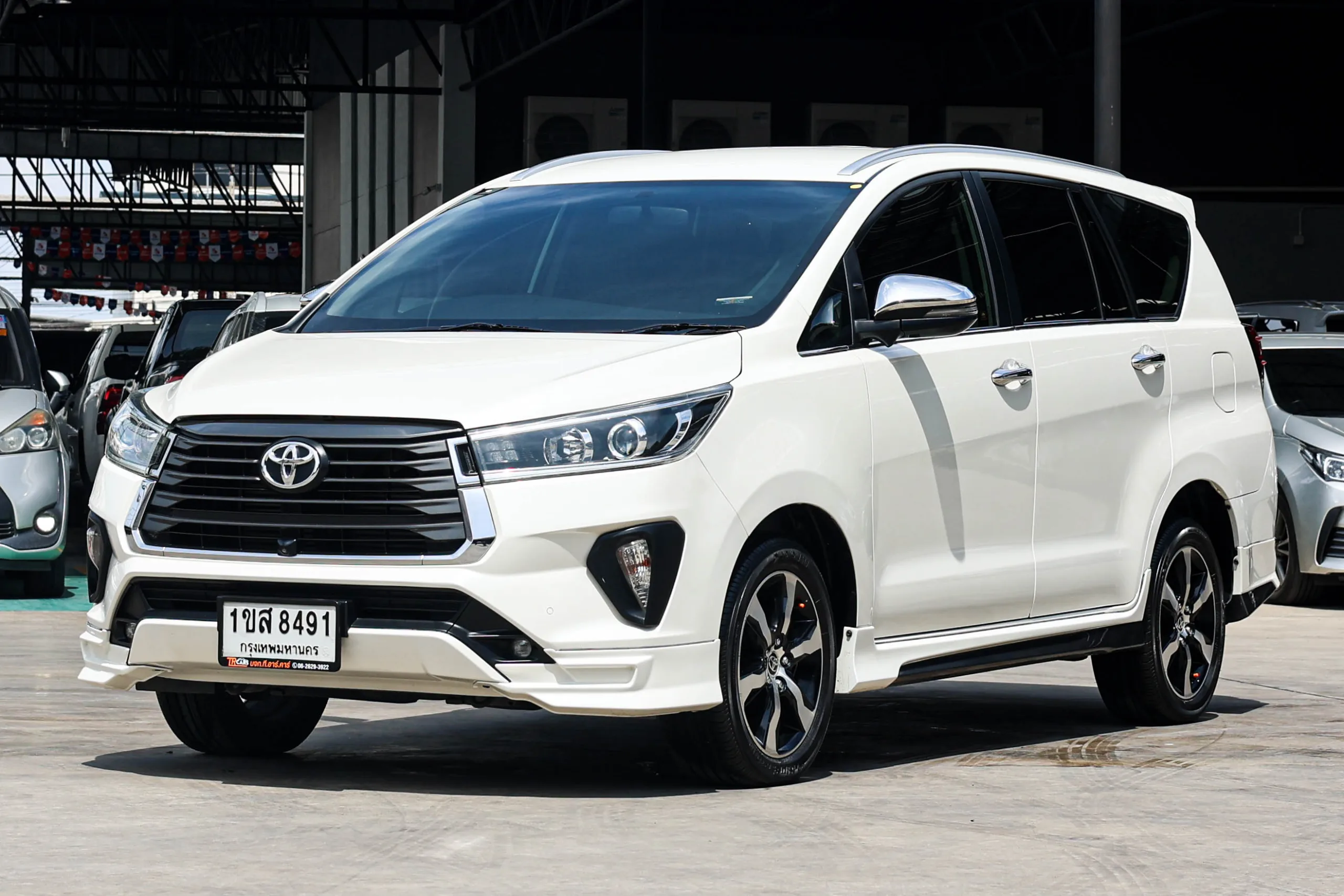 INNOVA 2.8 CRYSTA PREMIUM A/T #1ขส-8491