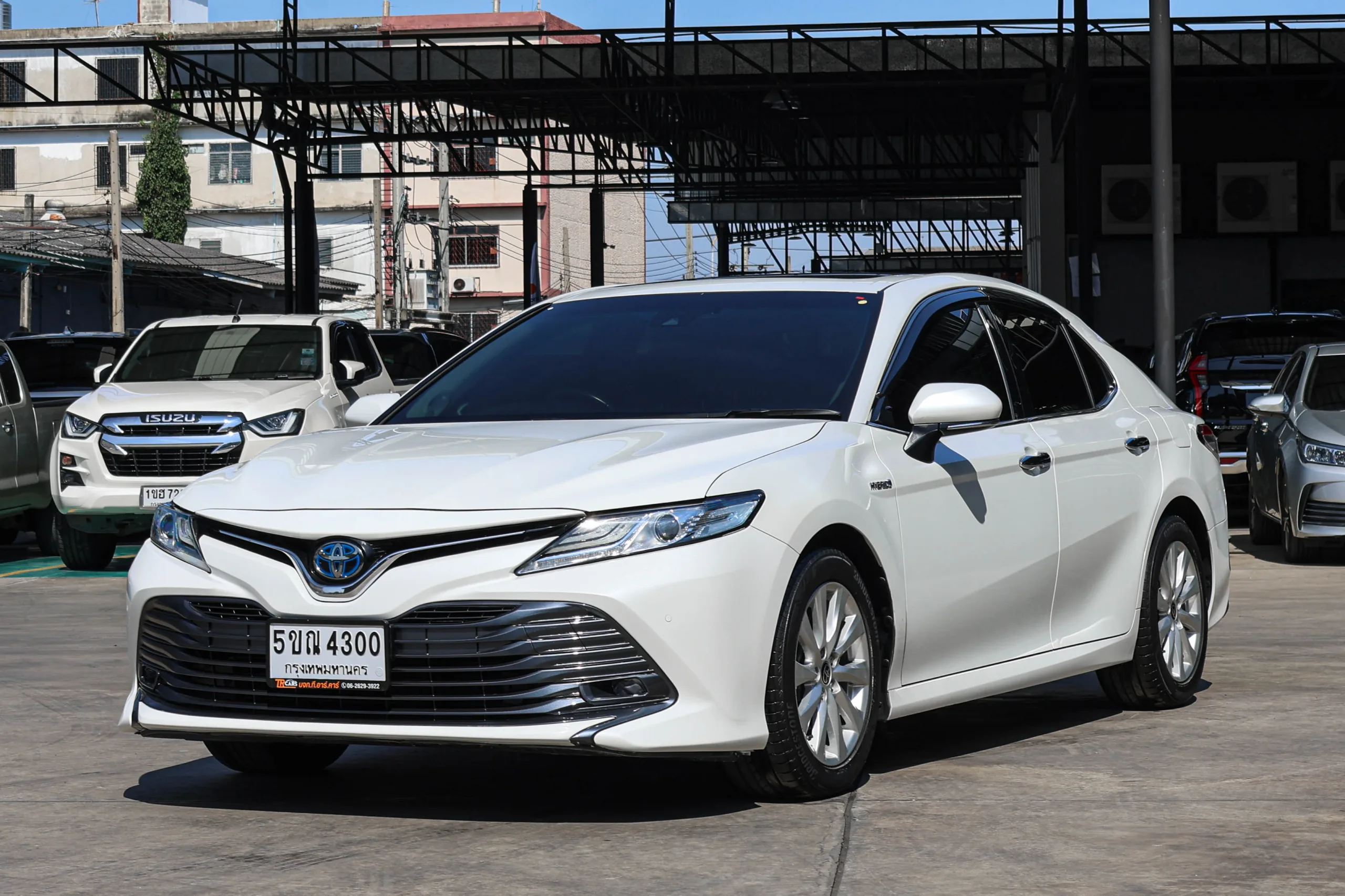 2021 Toyota CAMRY 2.5 (ปี 18-24) HEV Premium Luxury Sedan