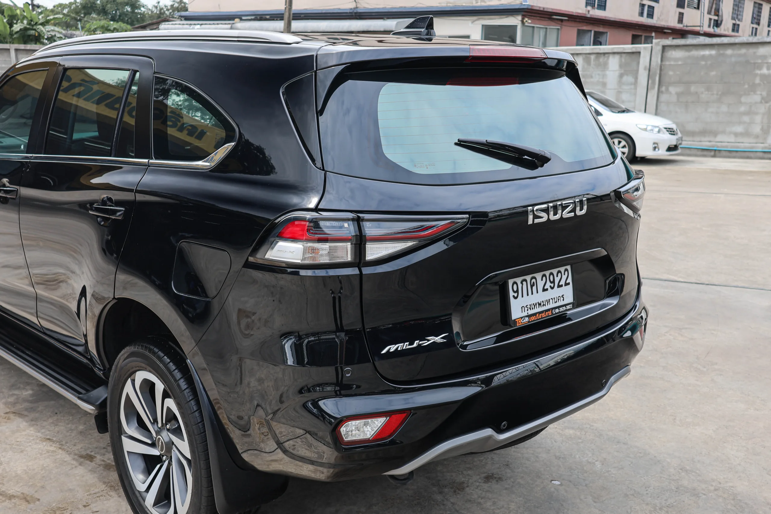 2021 Isuzu MU-X 3.0 (ปี 20-26) Ultimate SUV - Image 13