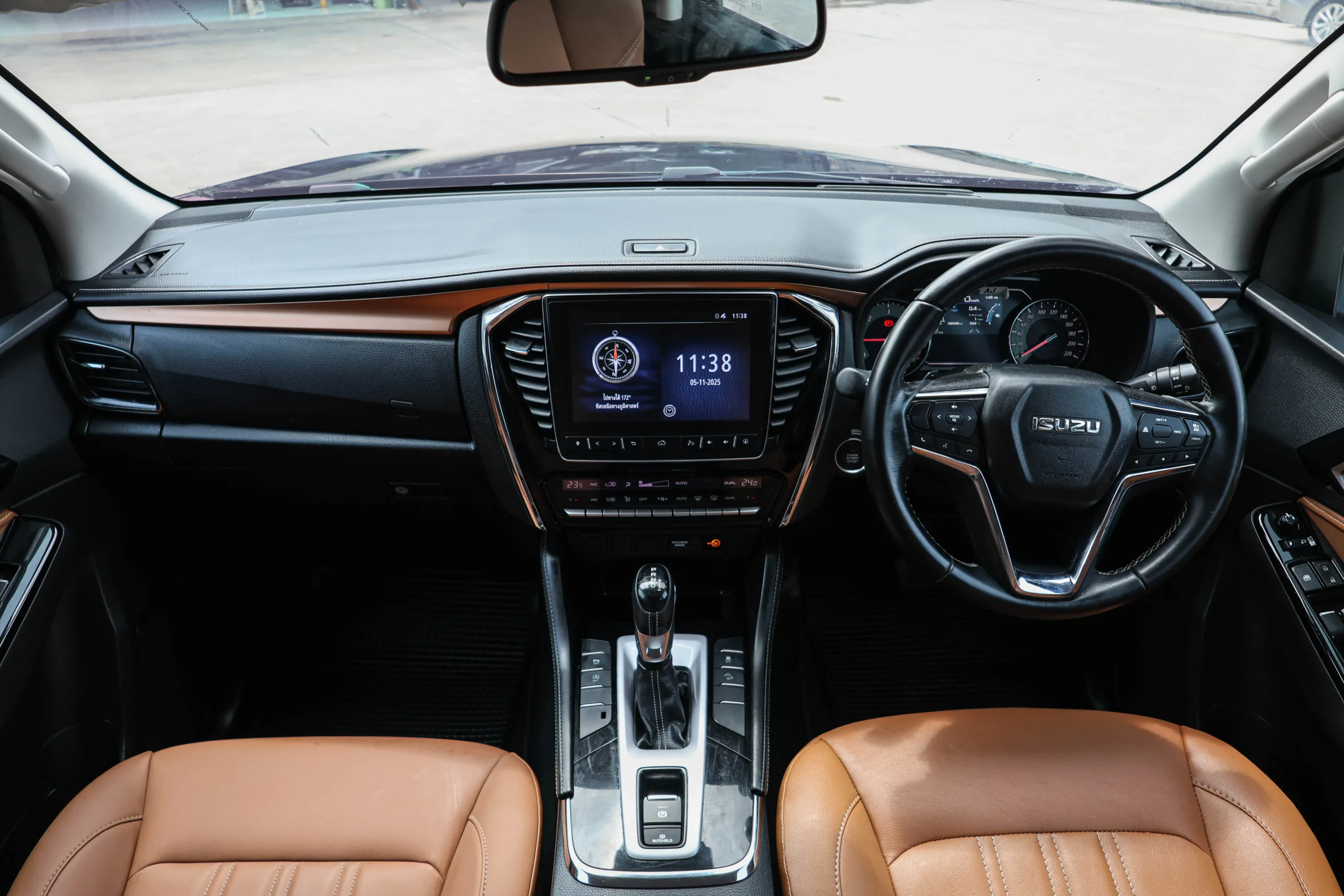 2021 Isuzu MU-X 3.0 (ปี 20-26) Ultimate SUV - Image 16