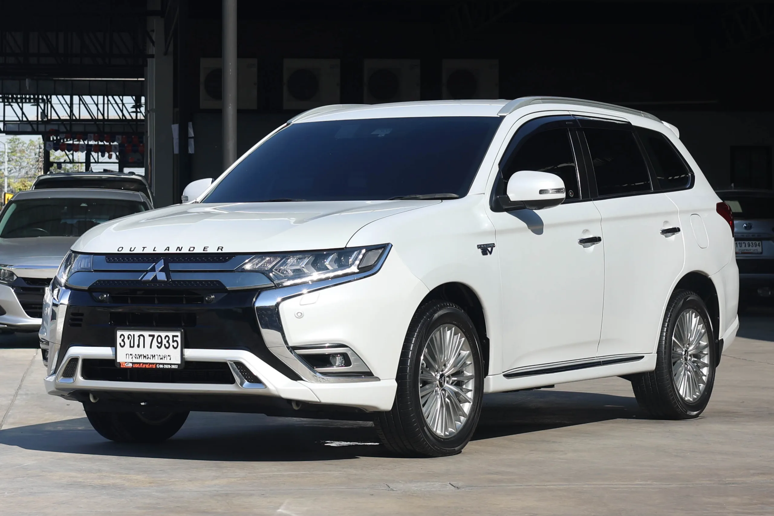 2022 Mitsubishi Outlander PHEV 2.4 (ปี 20-26) GT Premium 4WD SUV 3ขภ-7935