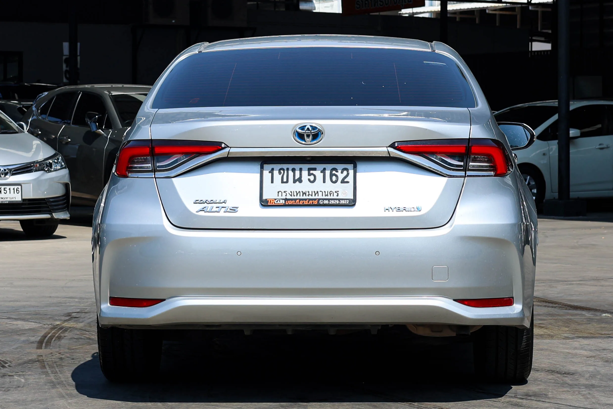 2021 Toyota Corolla Altis 1.8 (ปี 19-25) Hybrid Mid Sedan - Image 8