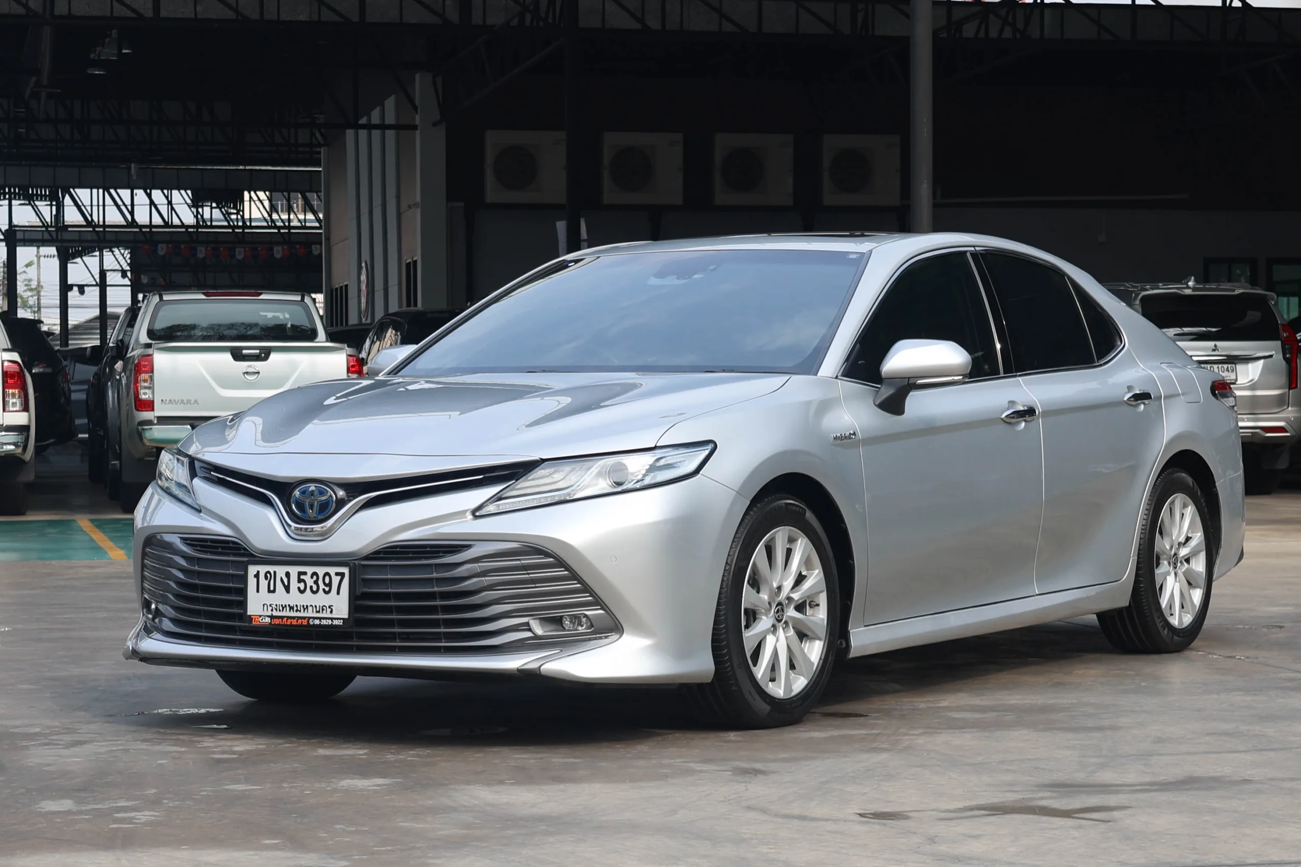 22020 Toyota CAMRY 2.5 (ปี 18-24) Hybrid Premium Sedan
