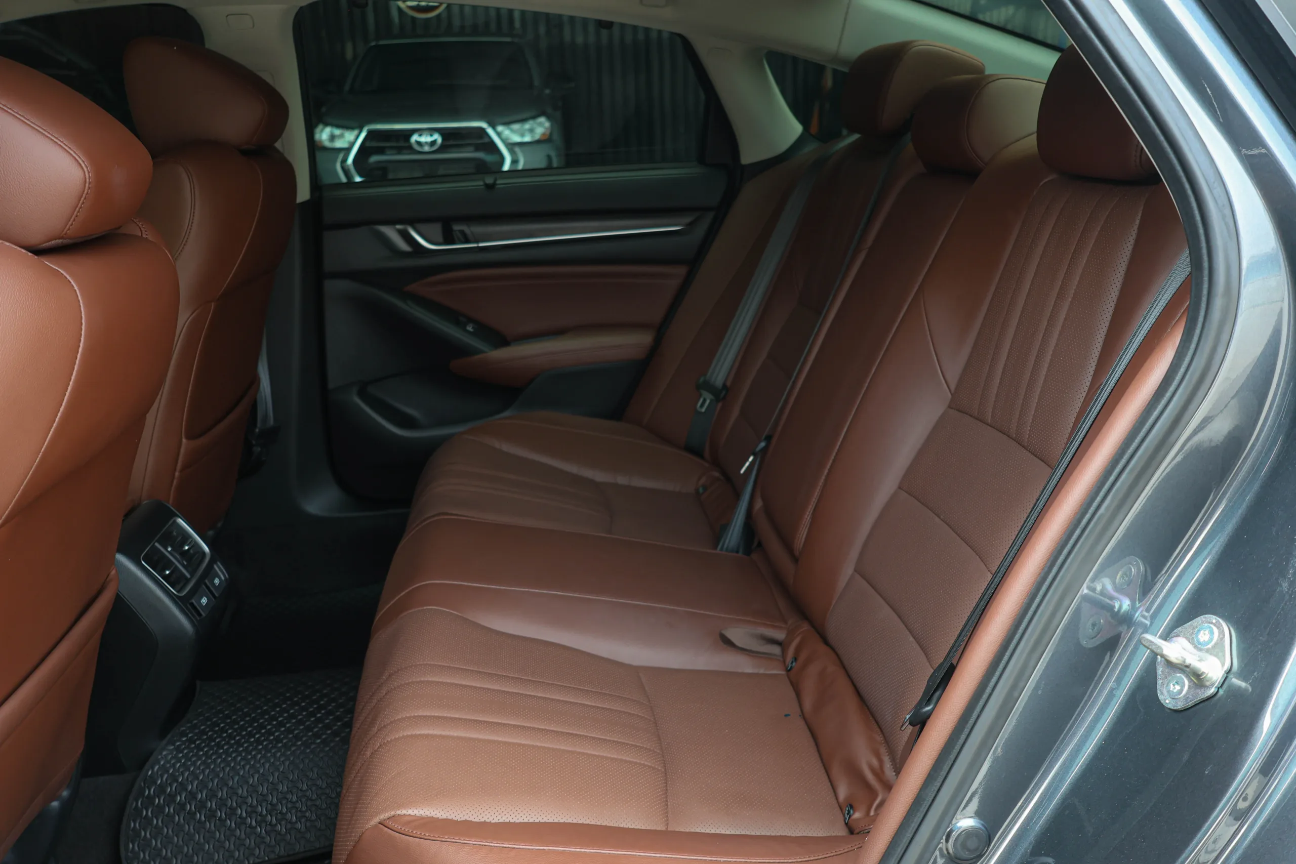 2021 Honda ACCORD 2.0 (ปี 19-23) e:HEV EL+ Sedan - Image 26