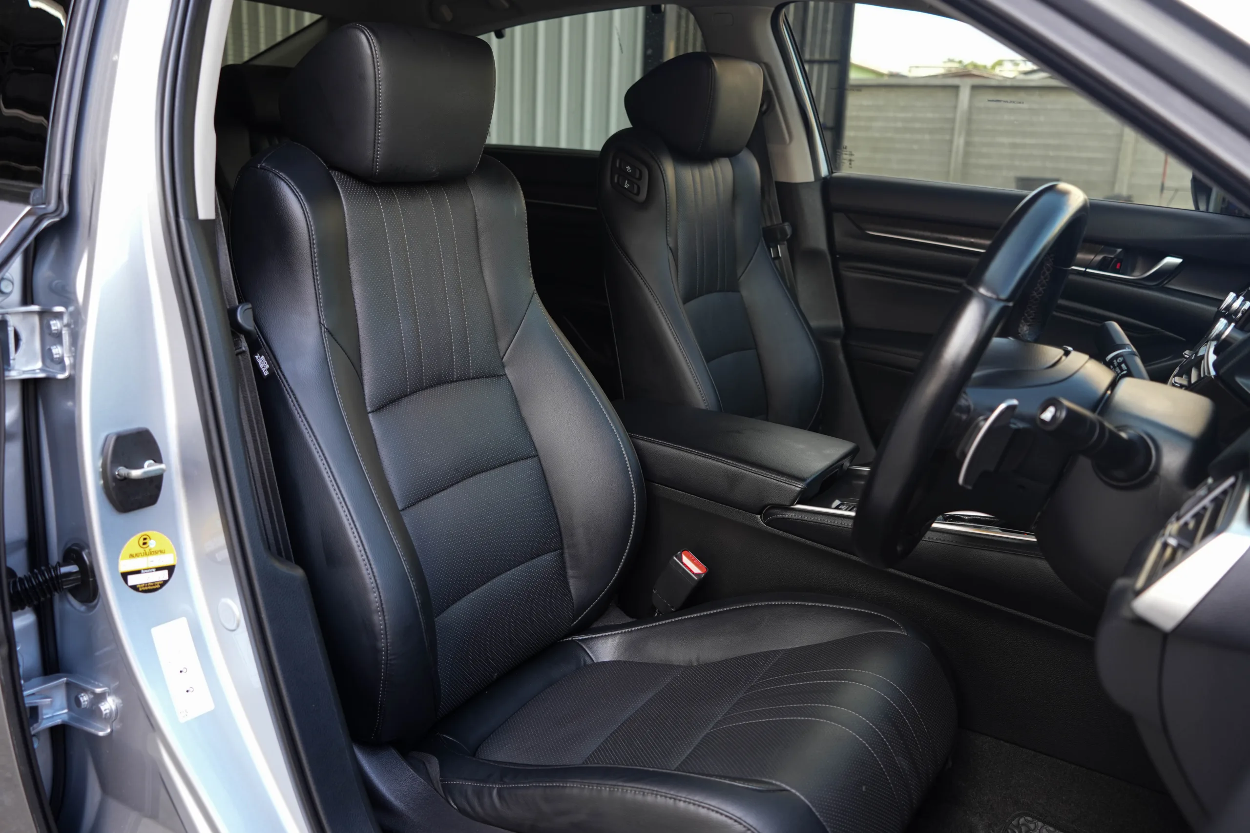 2021 Honda ACCORD 2.0 (ปี 19-23) Hybrid Sedan - Image 25