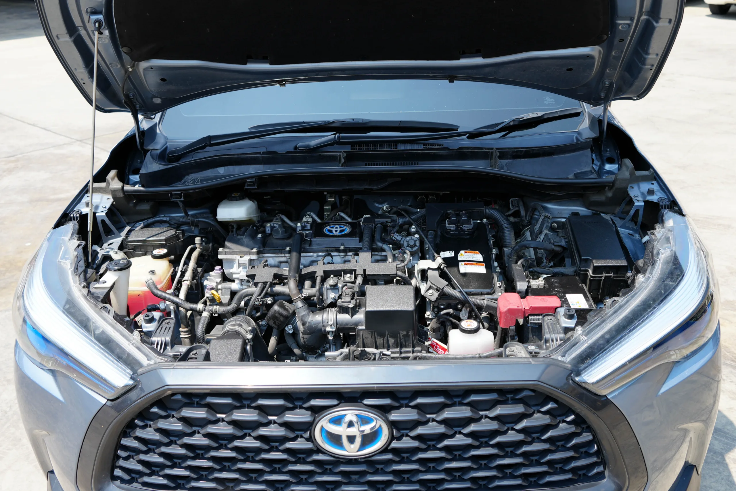 2023 Toyota Corolla Cross 1.8 (ปี 20-26) Hybrid Smart SUV - Image 22