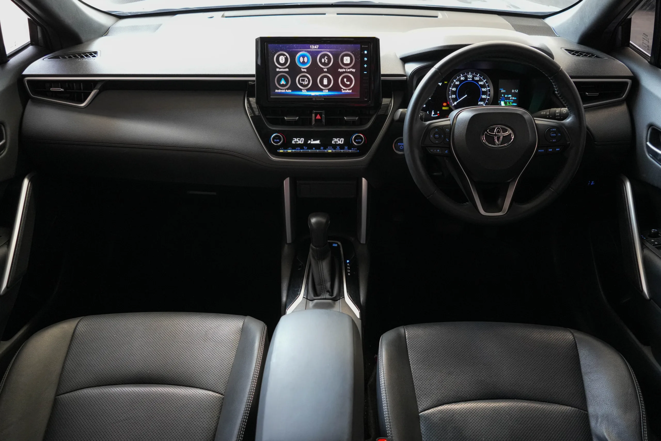 2023 Toyota Corolla Cross 1.8 (ปี 20-26) Hybrid Smart SUV - Image 12