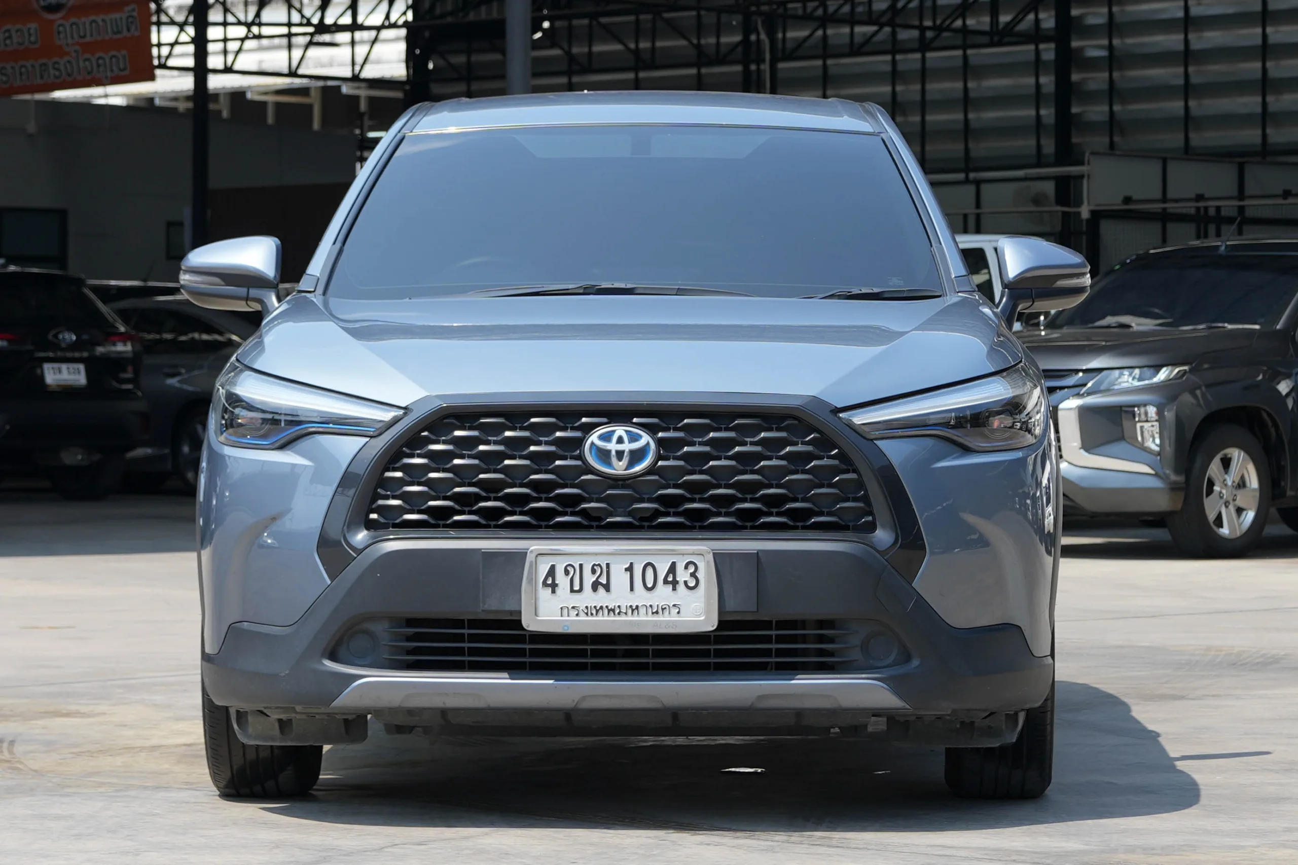 2023 Toyota Corolla Cross 1.8 (ปี 20-26) Hybrid Smart SUV - Image 2