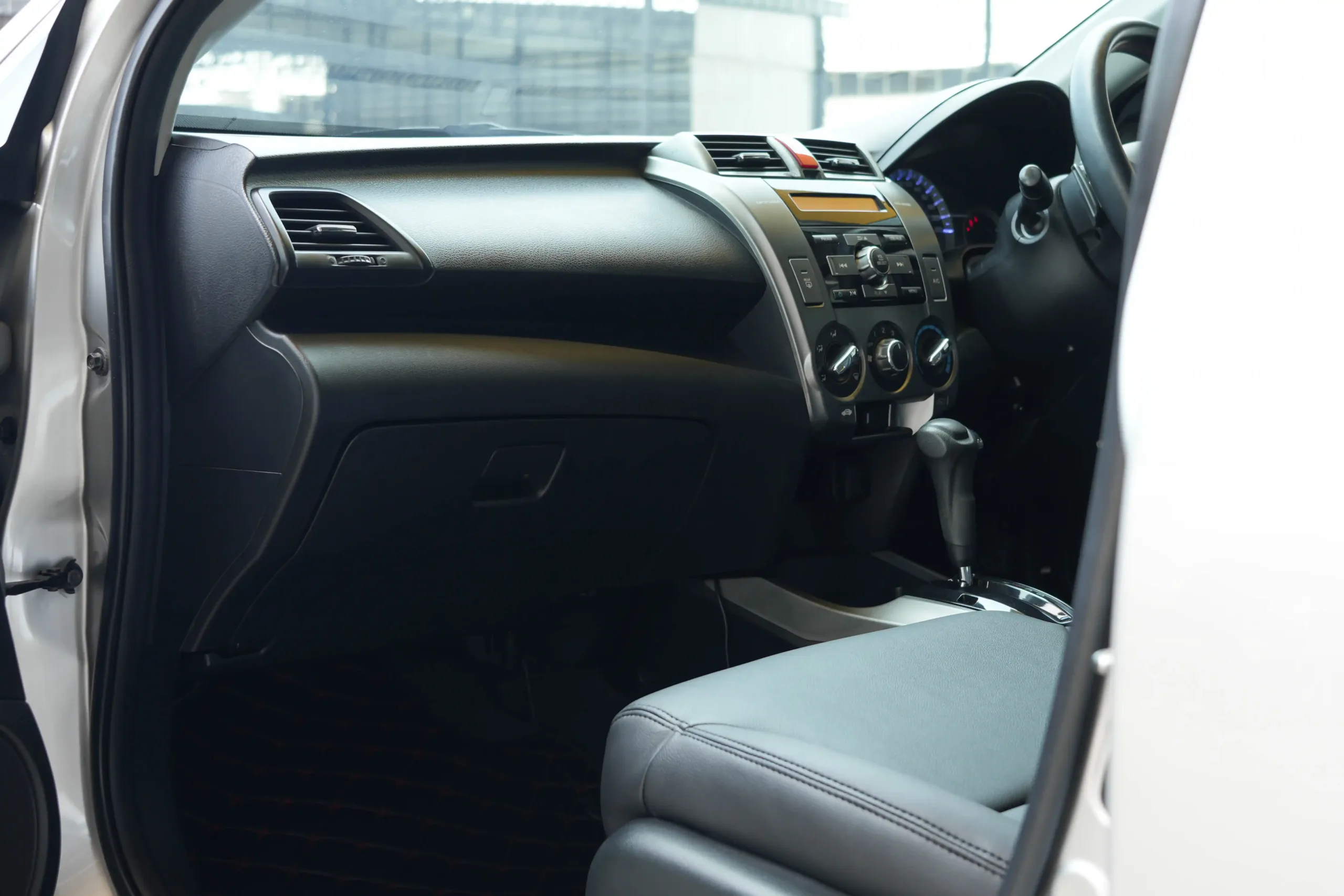 2013 Honda City 1.5 (ปี 08-14) SV Sedan - Image 25