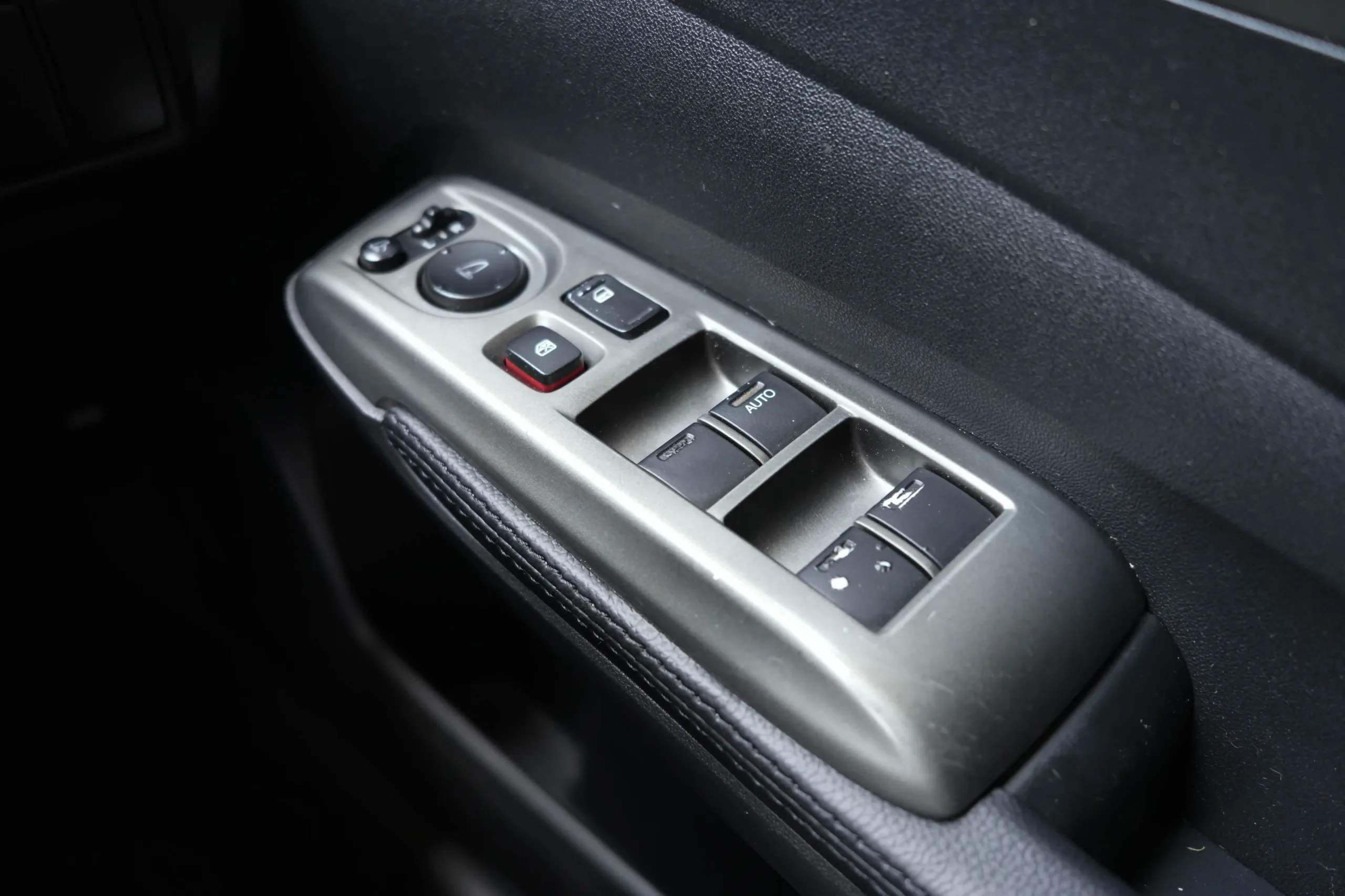 2013 Honda City 1.5 (ปี 08-14) SV Sedan - Image 30