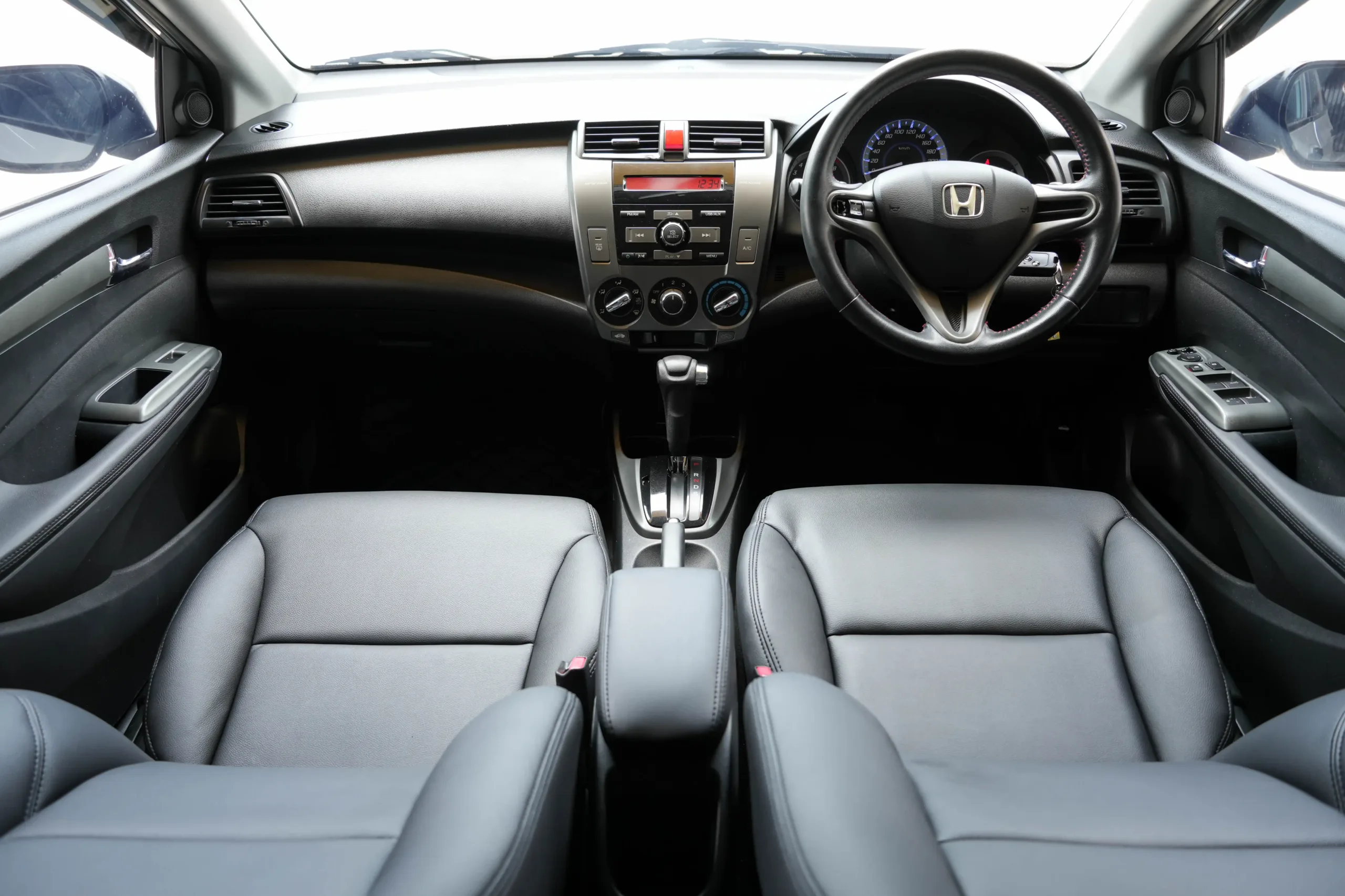2013 Honda City 1.5 (ปี 08-14) SV Sedan - Image 16