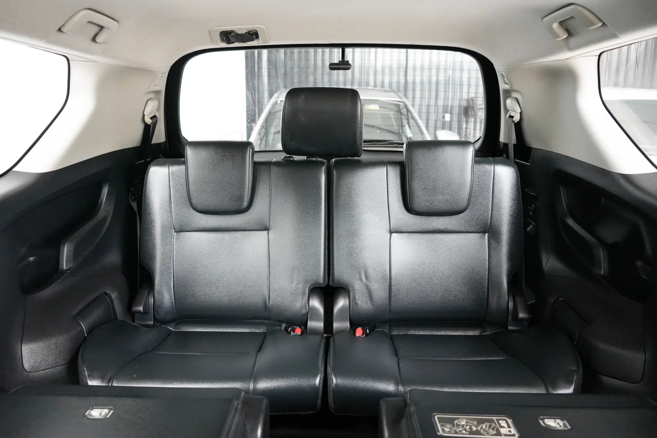 2021 Toyota INNOVA 2.8 (ปี 16-22) Crysta Premium Wagon - Image 32