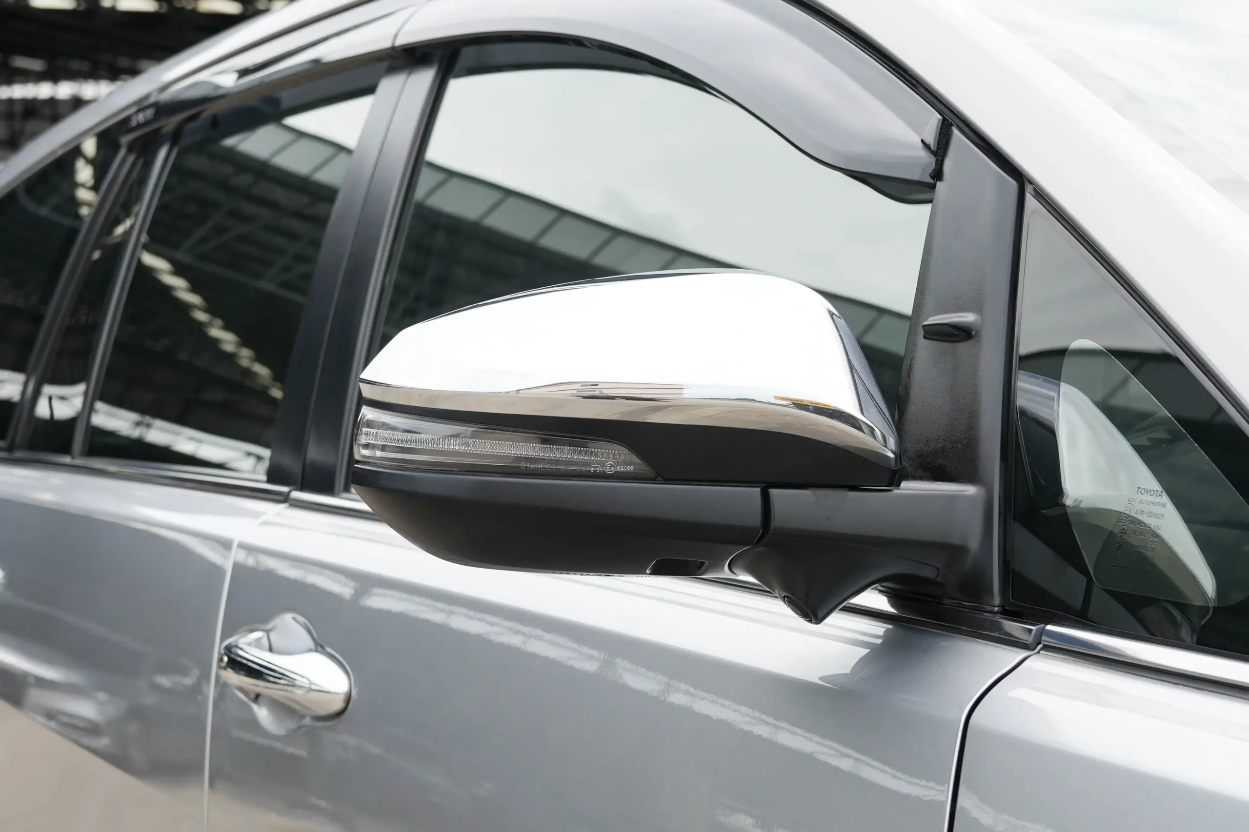 2021 Toyota INNOVA 2.8 (ปี 16-22) Crysta Premium Wagon - Image 10