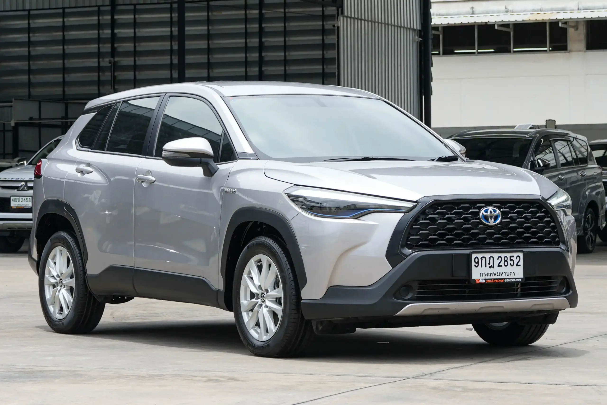 2021 Toyota Corolla Cross 1.8 (ปี 20-26) Hybrid Smart SUV #9กฎ-2852 - Image 2