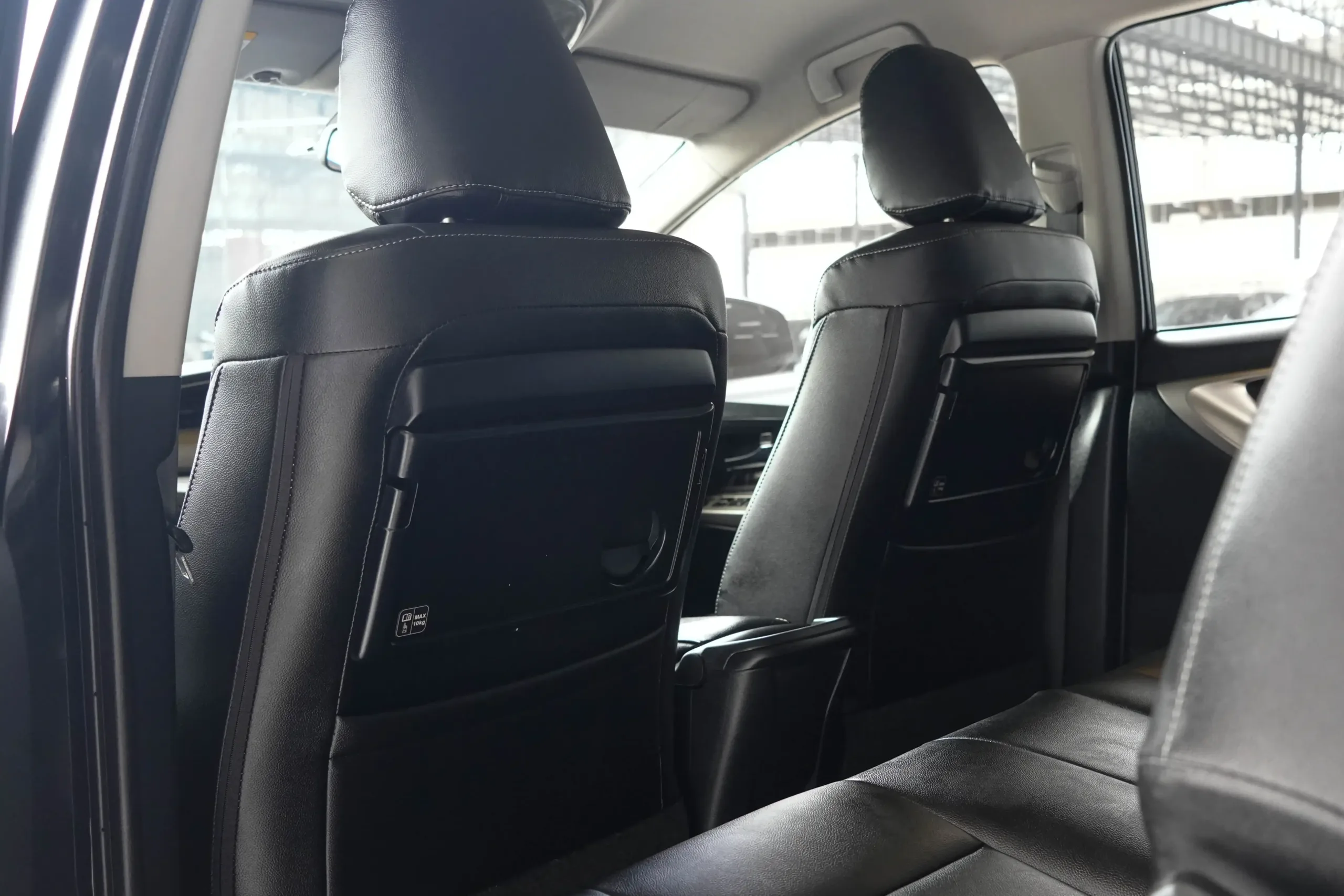 2022 Toyota INNOVA 2.8 (ปี 16-22) Crysta Wagon - Image 16