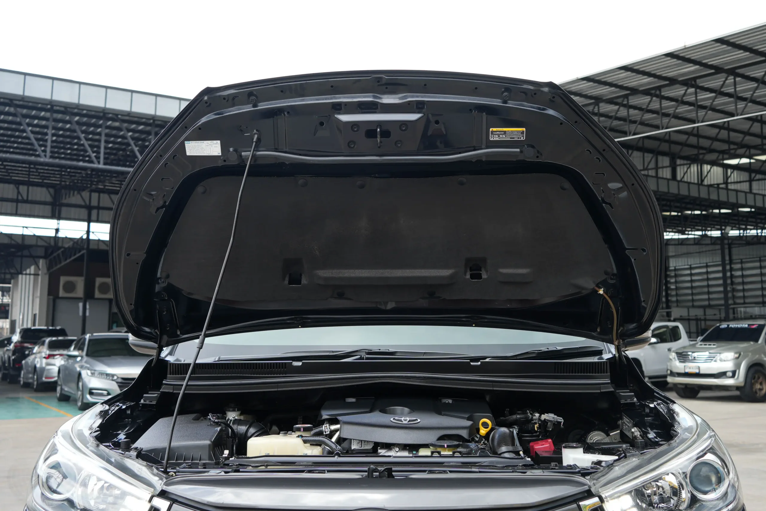 2022 Toyota INNOVA 2.8 (ปี 16-22) Crysta Wagon - Image 32
