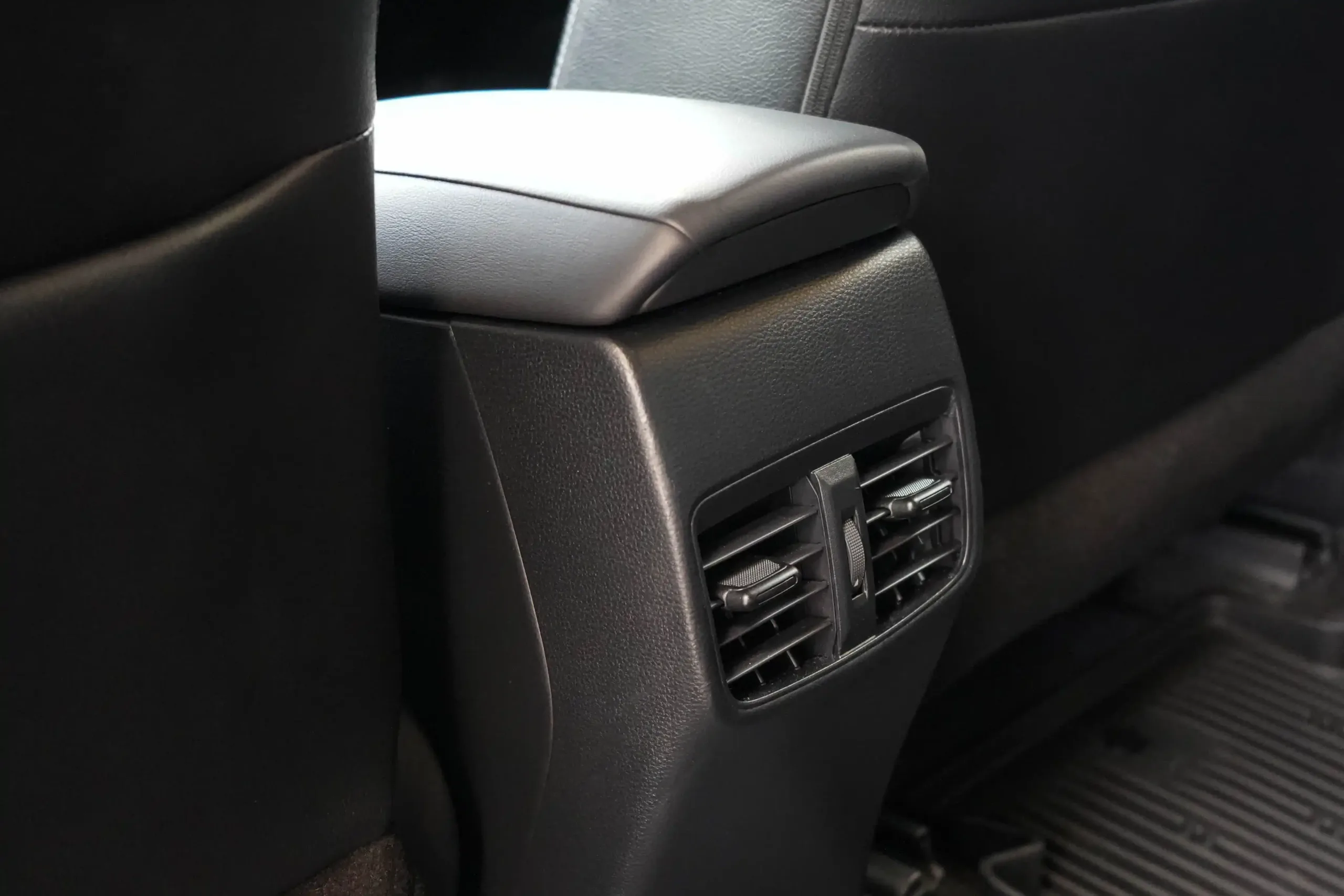 2020 Toyota Corolla Altis 1.6 (ปี 19-25) G Sedan #1ขภ-8293 - Image 15