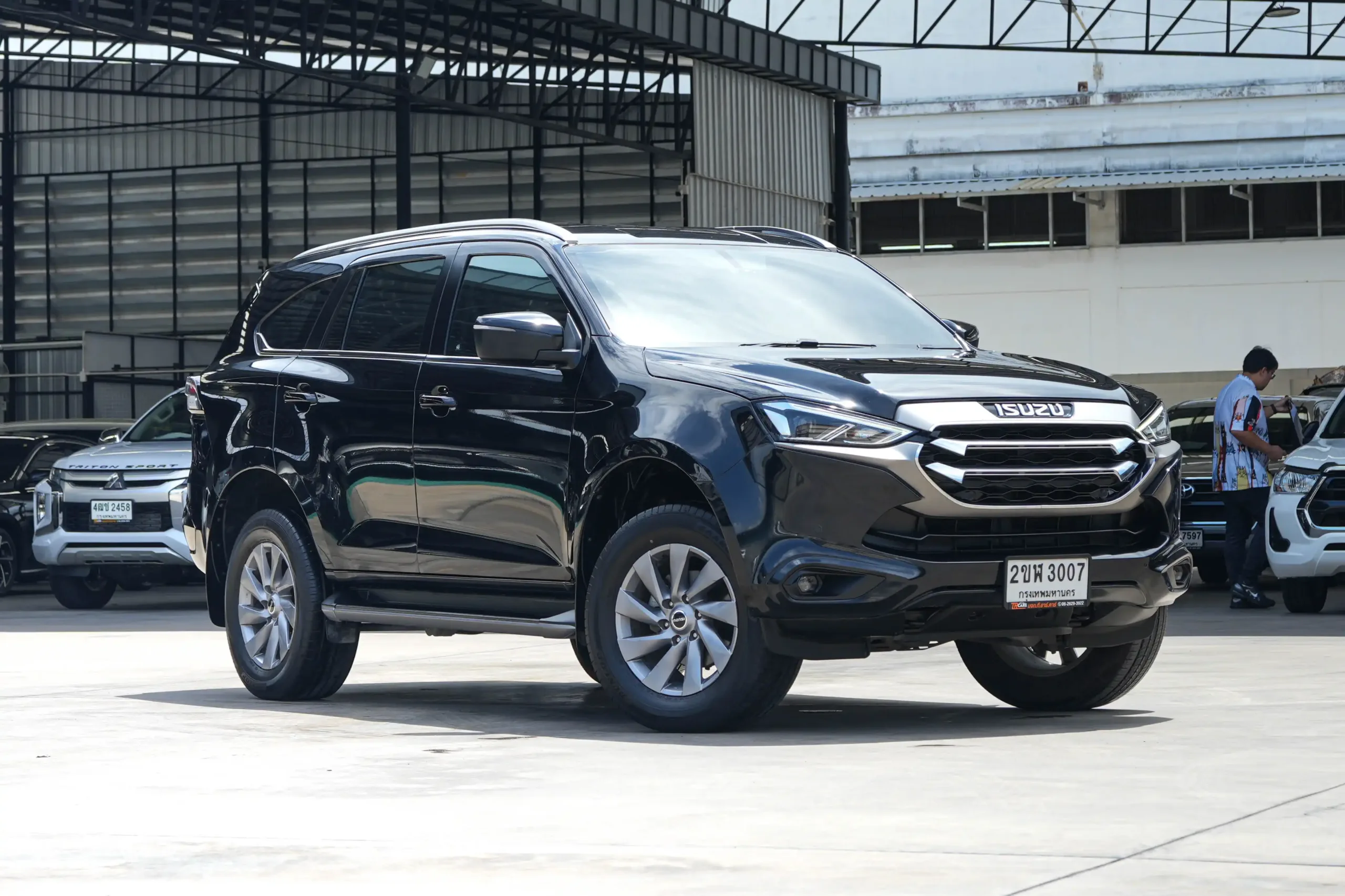 2022 Isuzu MU-X 1.9 (ปี 20-26) Elegant SUV - Image 8