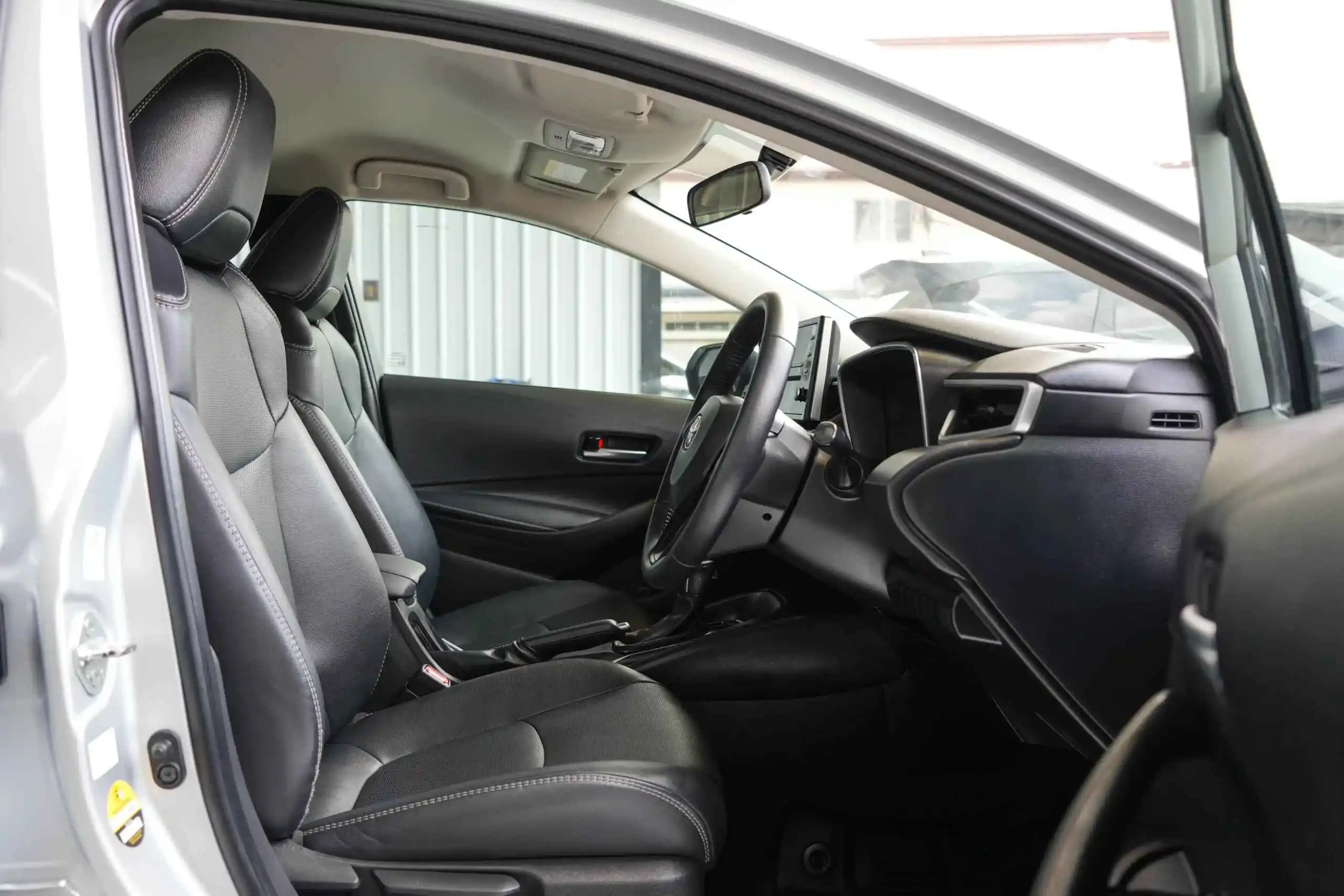 2020 Toyota Corolla Altis 1.6 (ปี 19-25) G Sedan #1ขล-9880 - Image 16