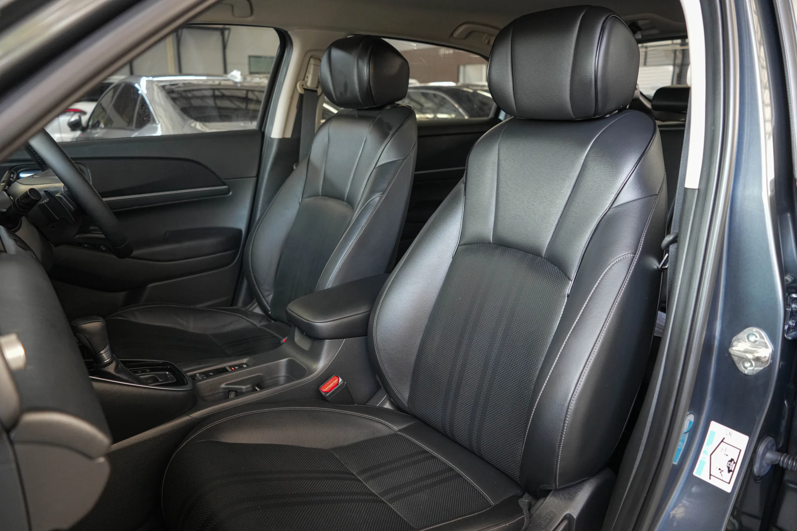2022 Honda HR-V 1.5 (ปี 22-28) e:HEV E SUV - Image 13