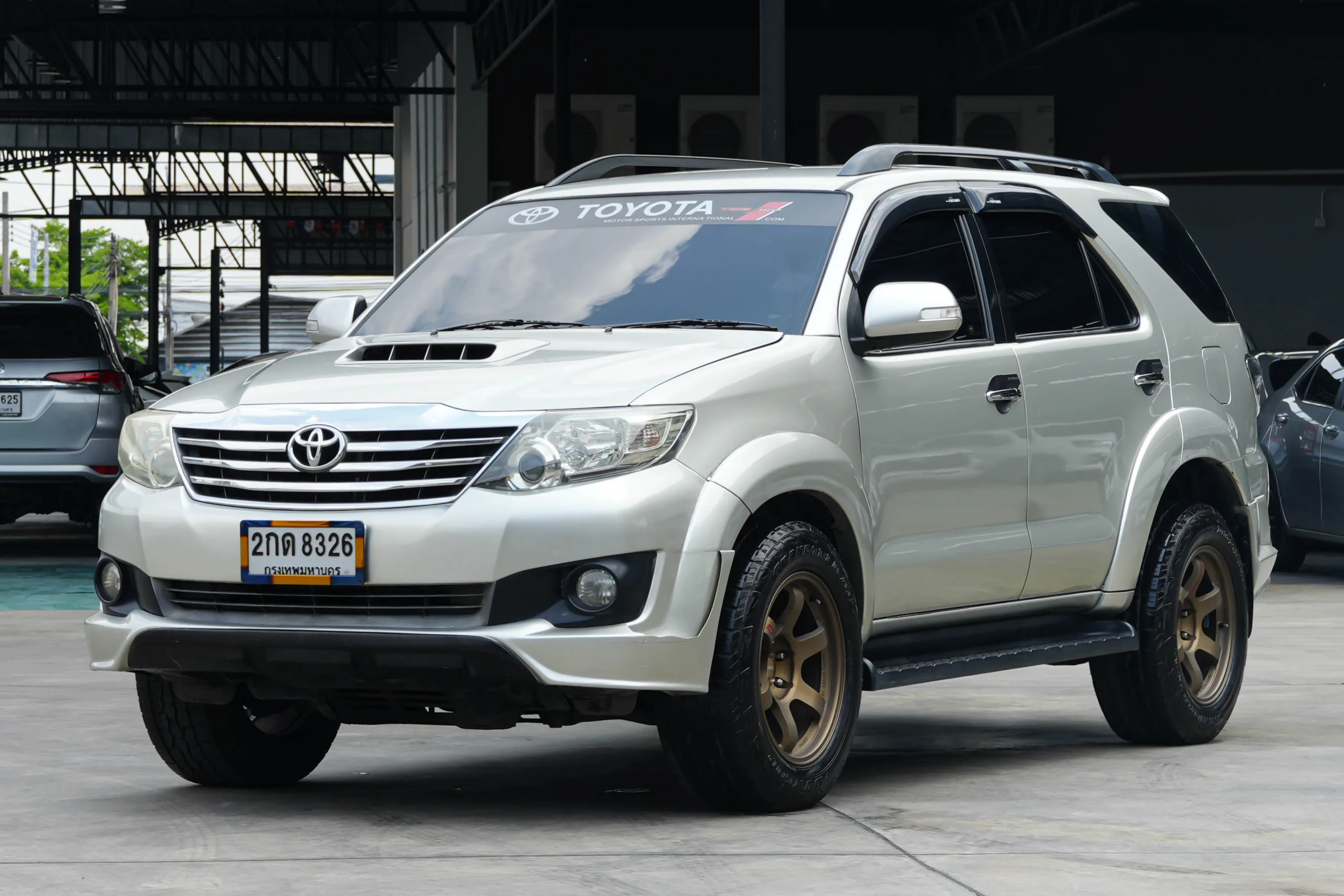 2013 Toyota FORTUNER 3.0 (ปี 12-15) V SUV
