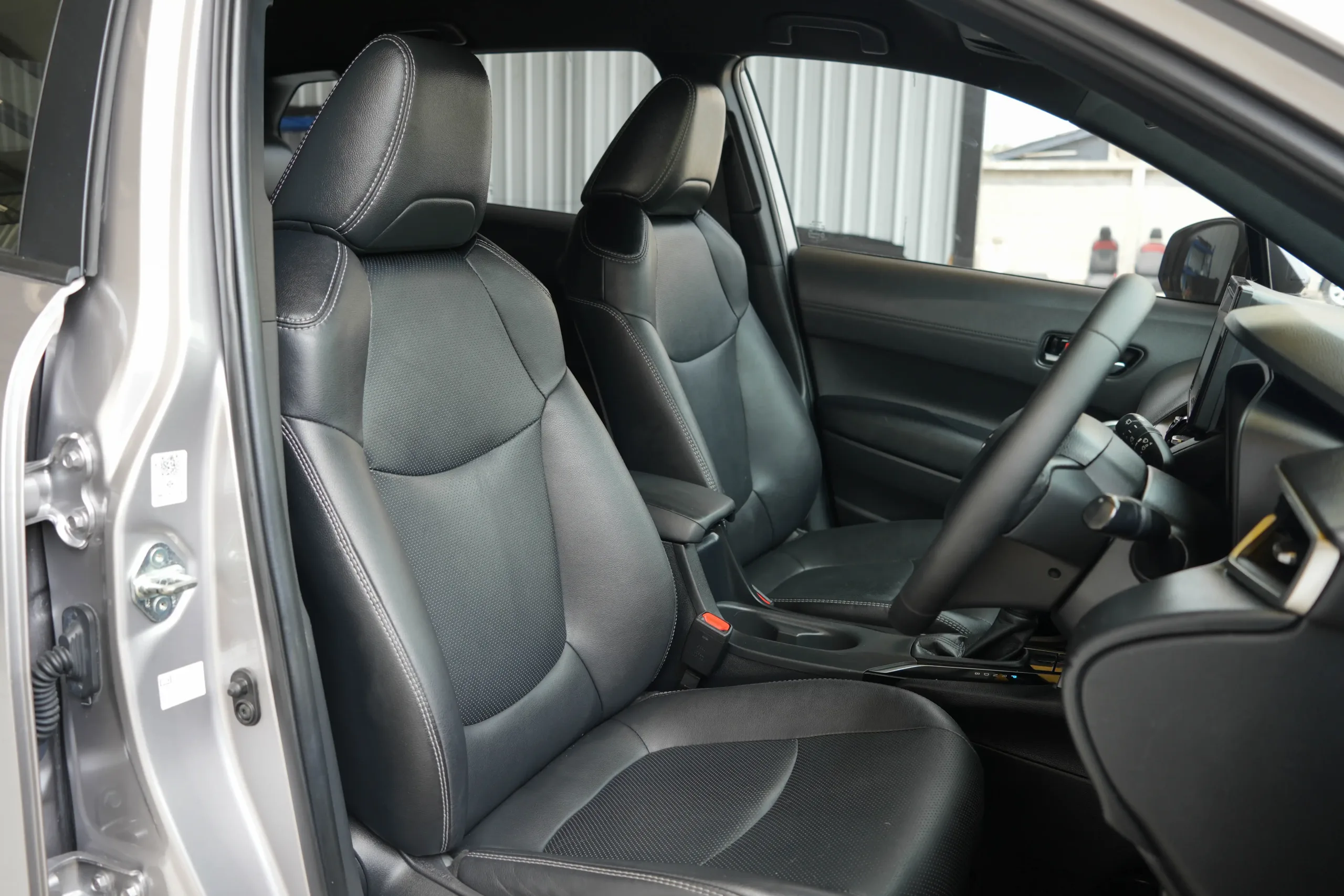 2021 Toyota Corolla Cross 1.8 (ปี 20-26) Hybrid Smart SUV #2ขฌ-7483 - Image 18