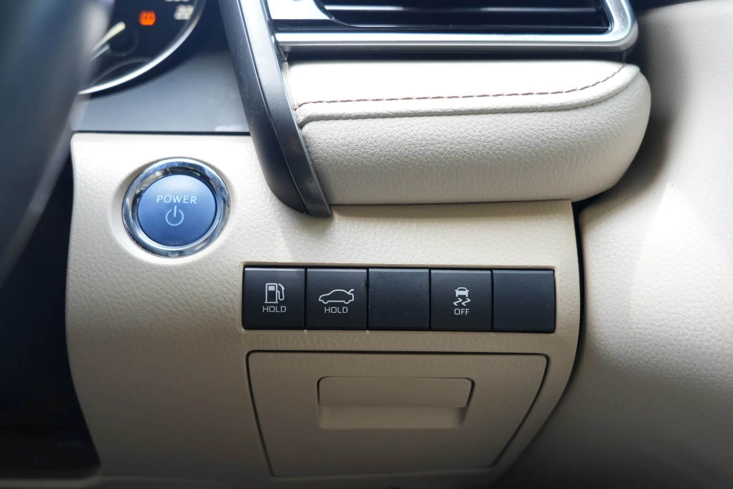 2021 Toyota CAMRY 2.5 (ปี 18-24) Hybrid Sedan #1ขอ-5302 - Image 13