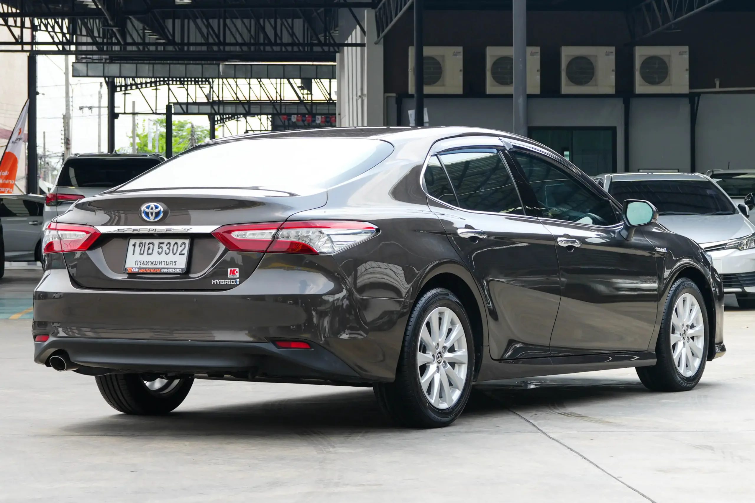 2021 Toyota CAMRY 2.5 (ปี 18-24) Hybrid Sedan #1ขอ-5302 - Image 6