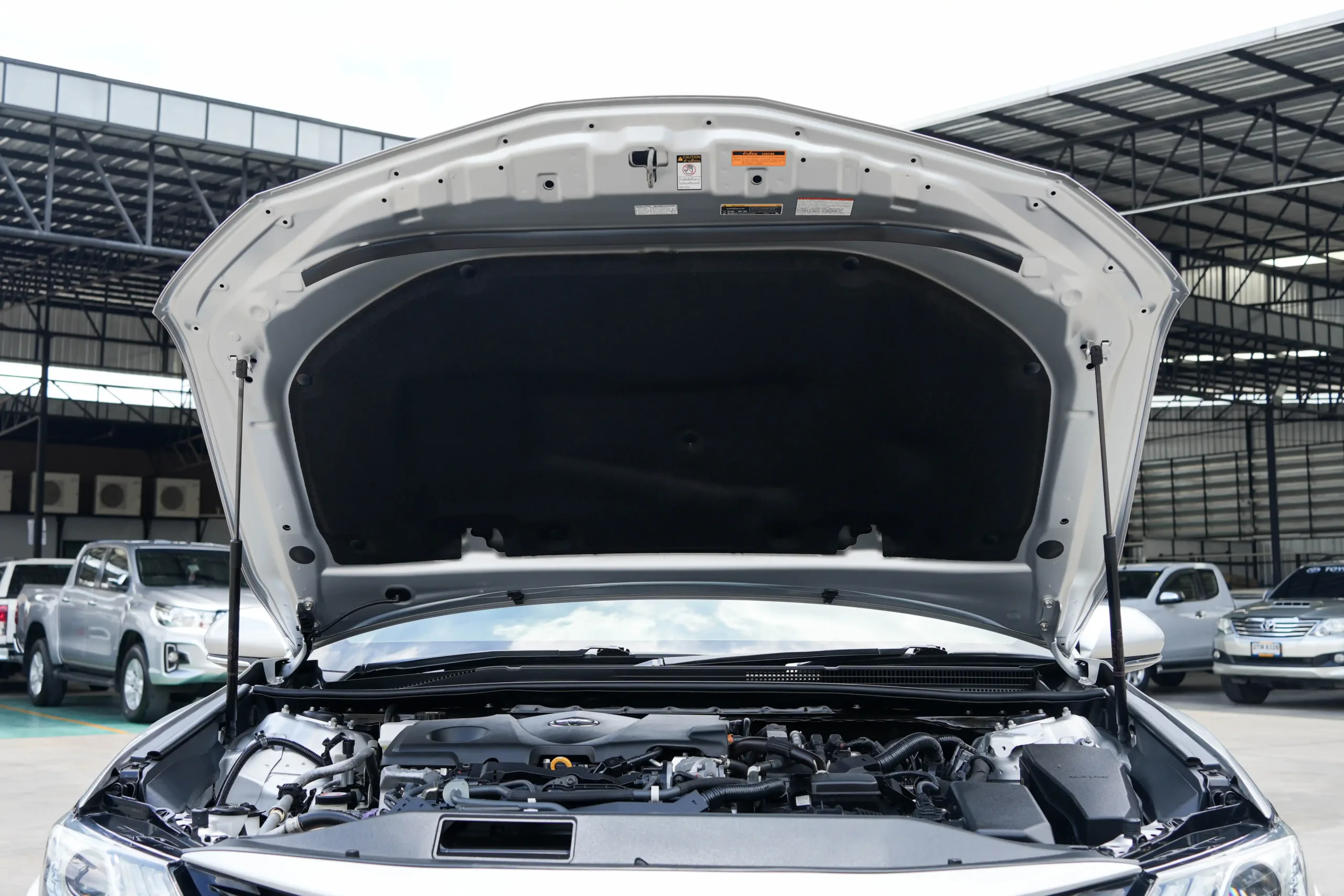 2021 Toyota CAMRY 2.5 (ปี 18-24) Hybrid Sedan - Image 37