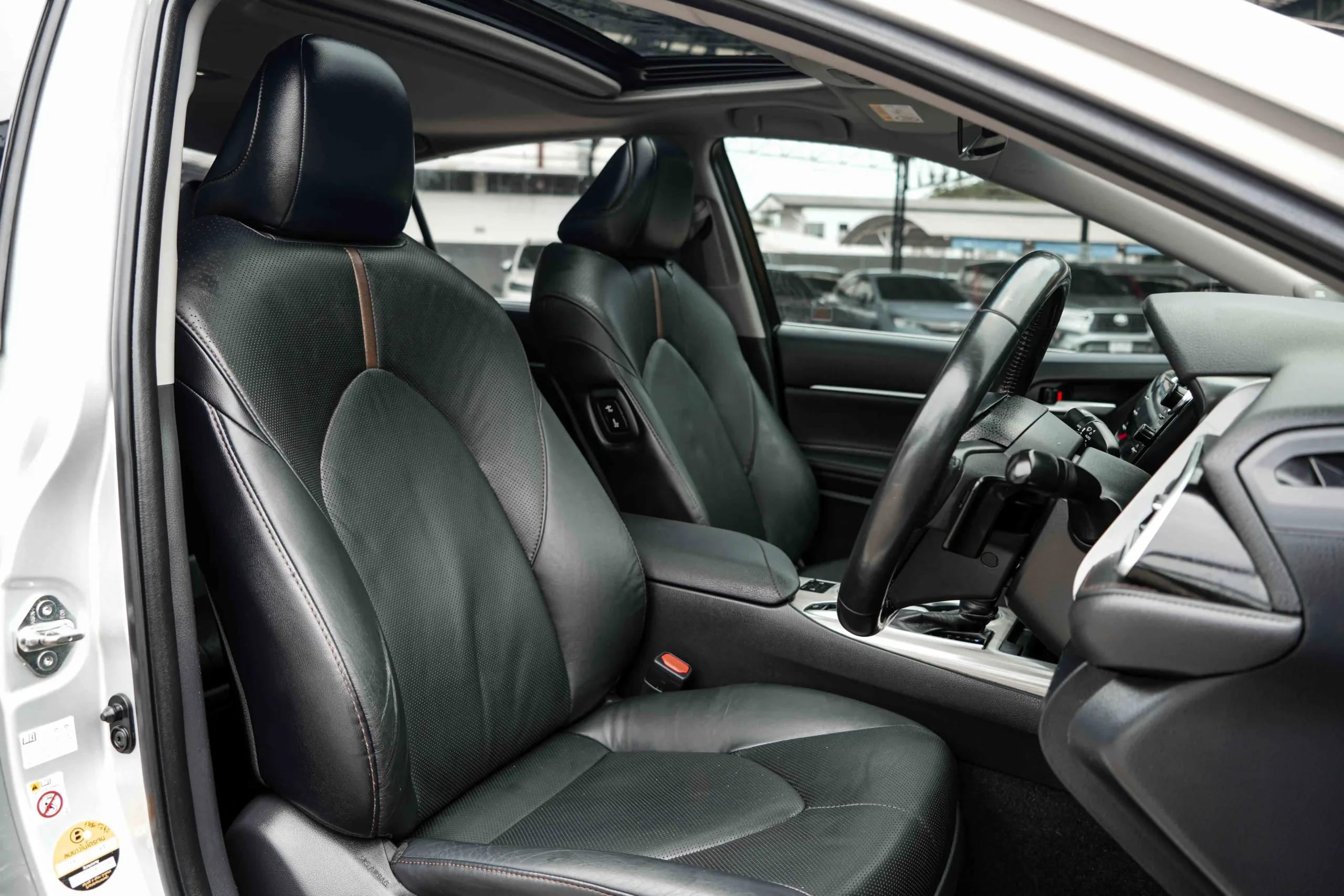 2020 Toyota CAMRY 2.5 (ปี 18-24) Hybrid Premium Sedan #1ขฒ-1740 - Image 22