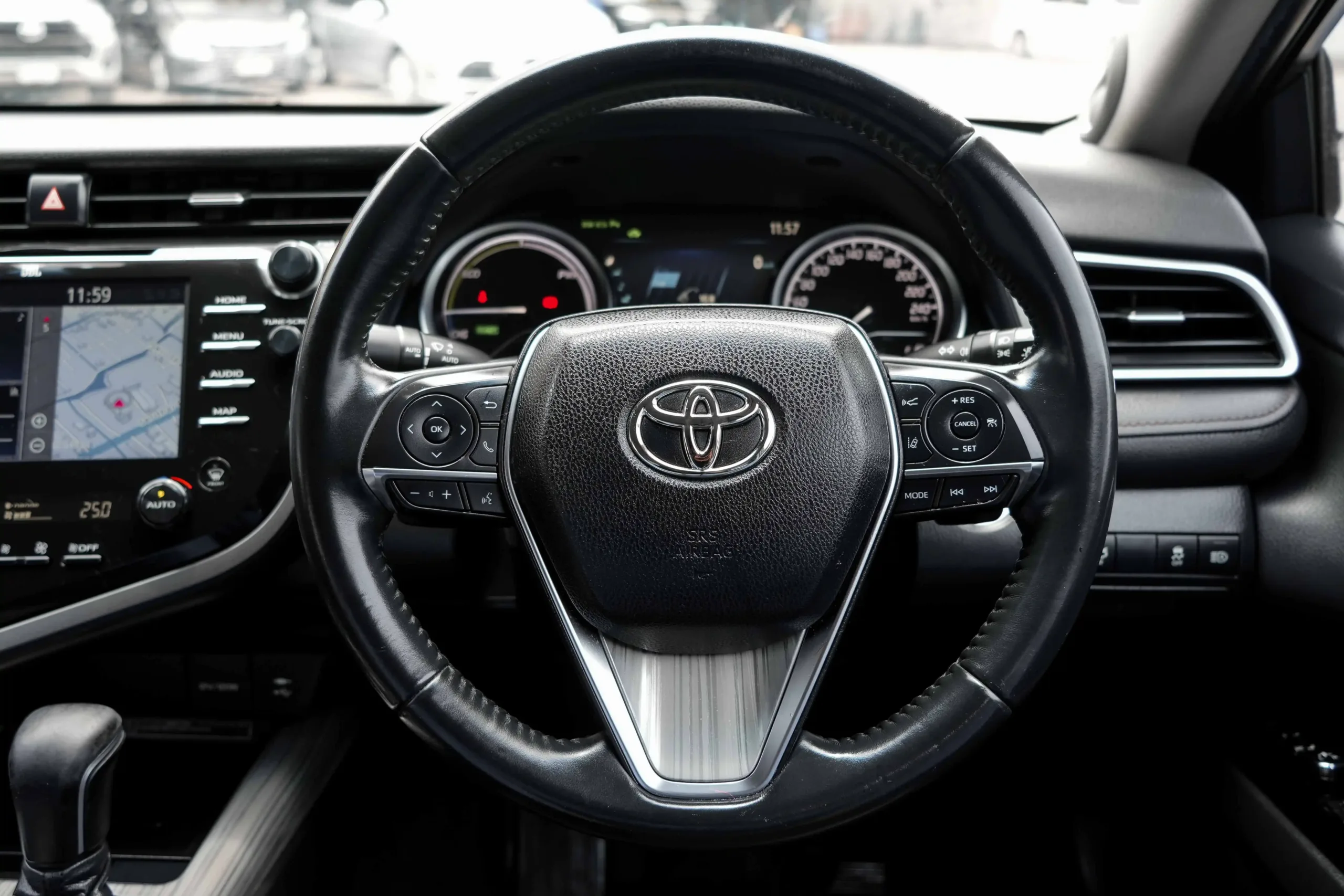 2020 Toyota CAMRY 2.5 (ปี 18-24) Hybrid Premium Sedan #1ขฒ-1740 - Image 17