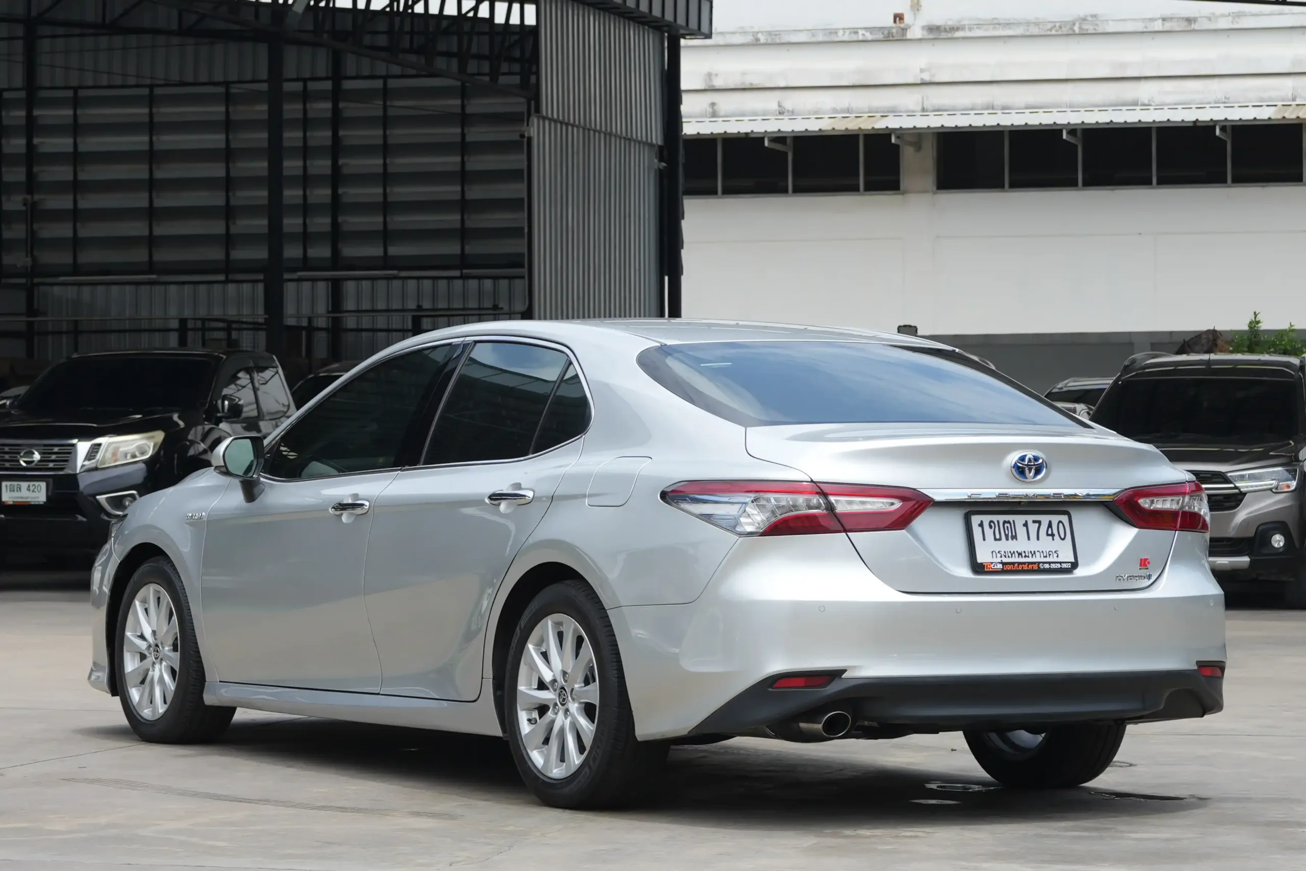 2020 Toyota CAMRY 2.5 (ปี 18-24) Hybrid Premium Sedan #1ขฒ-1740 - Image 6