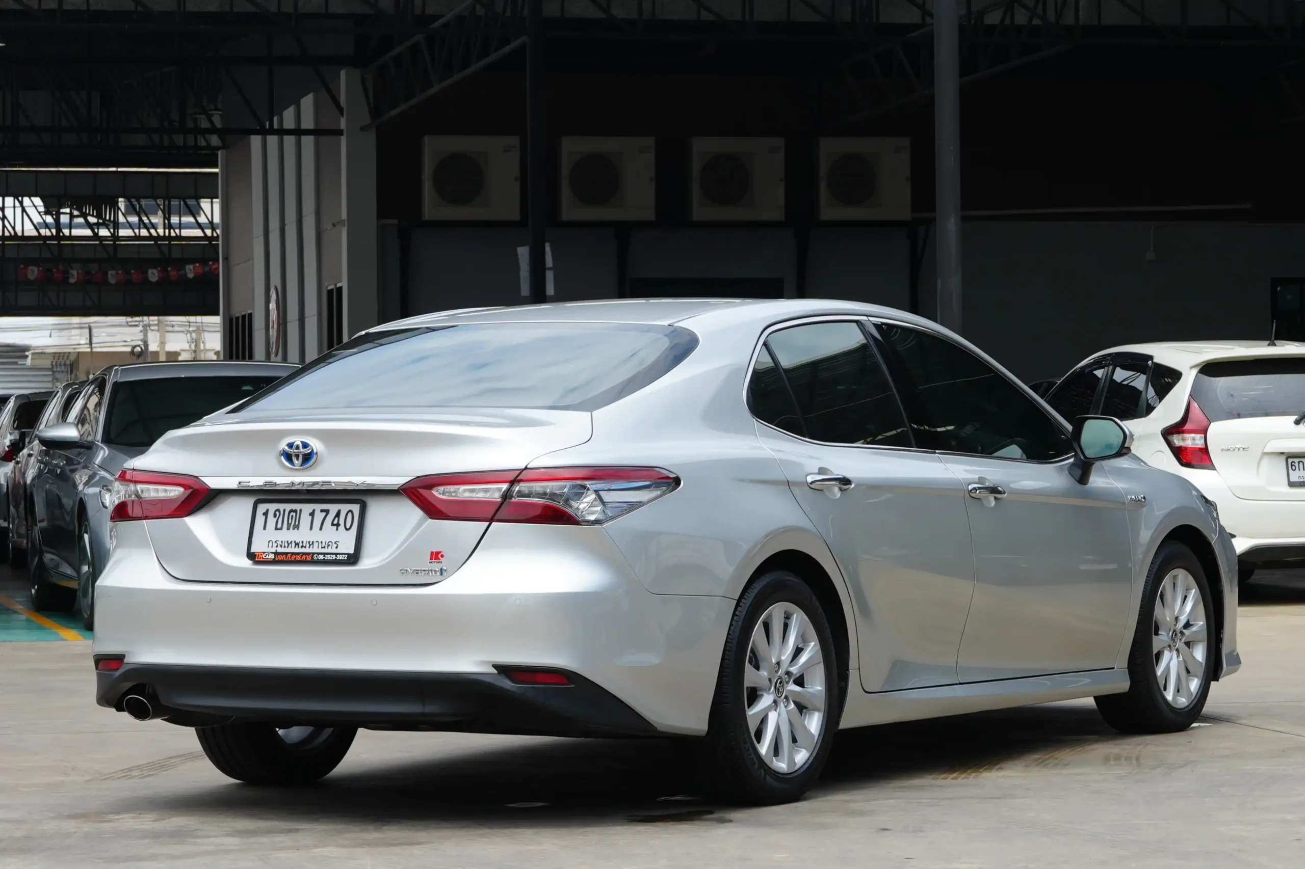 2020 Toyota CAMRY 2.5 (ปี 18-24) Hybrid Premium Sedan #1ขฒ-1740 - Image 7