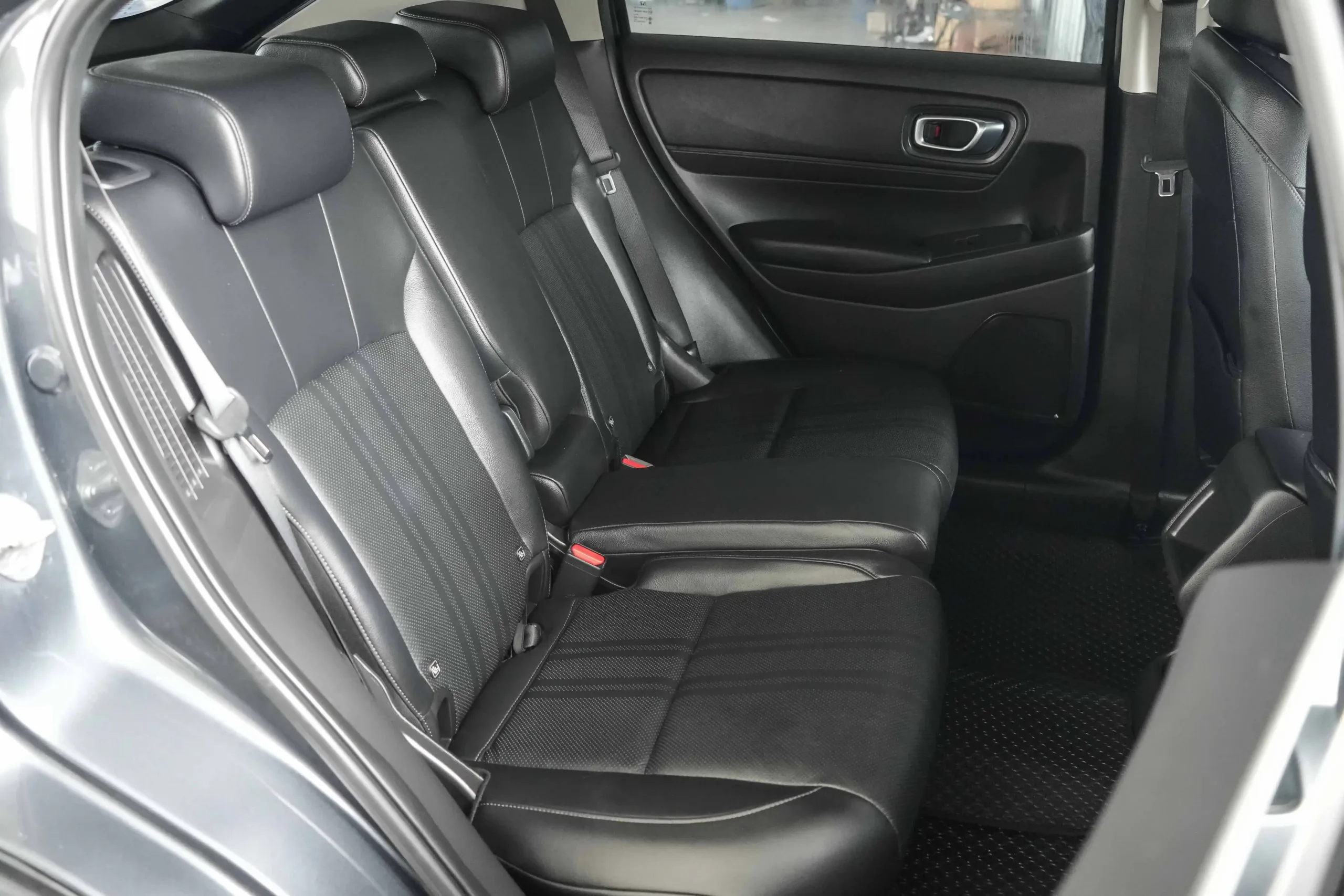 2022 Honda HR-V 1.5 (ปี 22-28) e:HEV E SUV #2ขร-3011 - Image 23