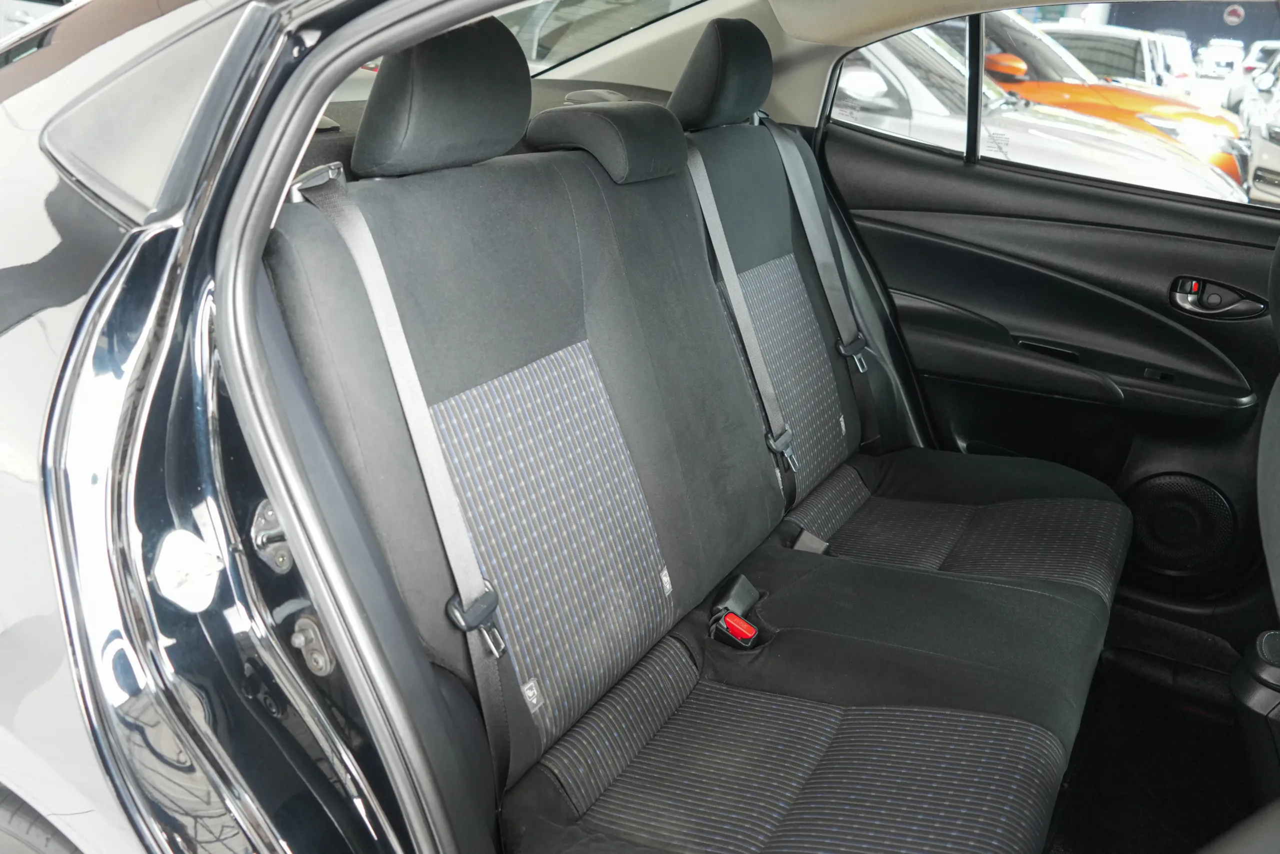 2021 Toyota Yaris Ativ 1.2 (ปี 17-22) Entry Sedan #2ขฒ-8816 - Image 16