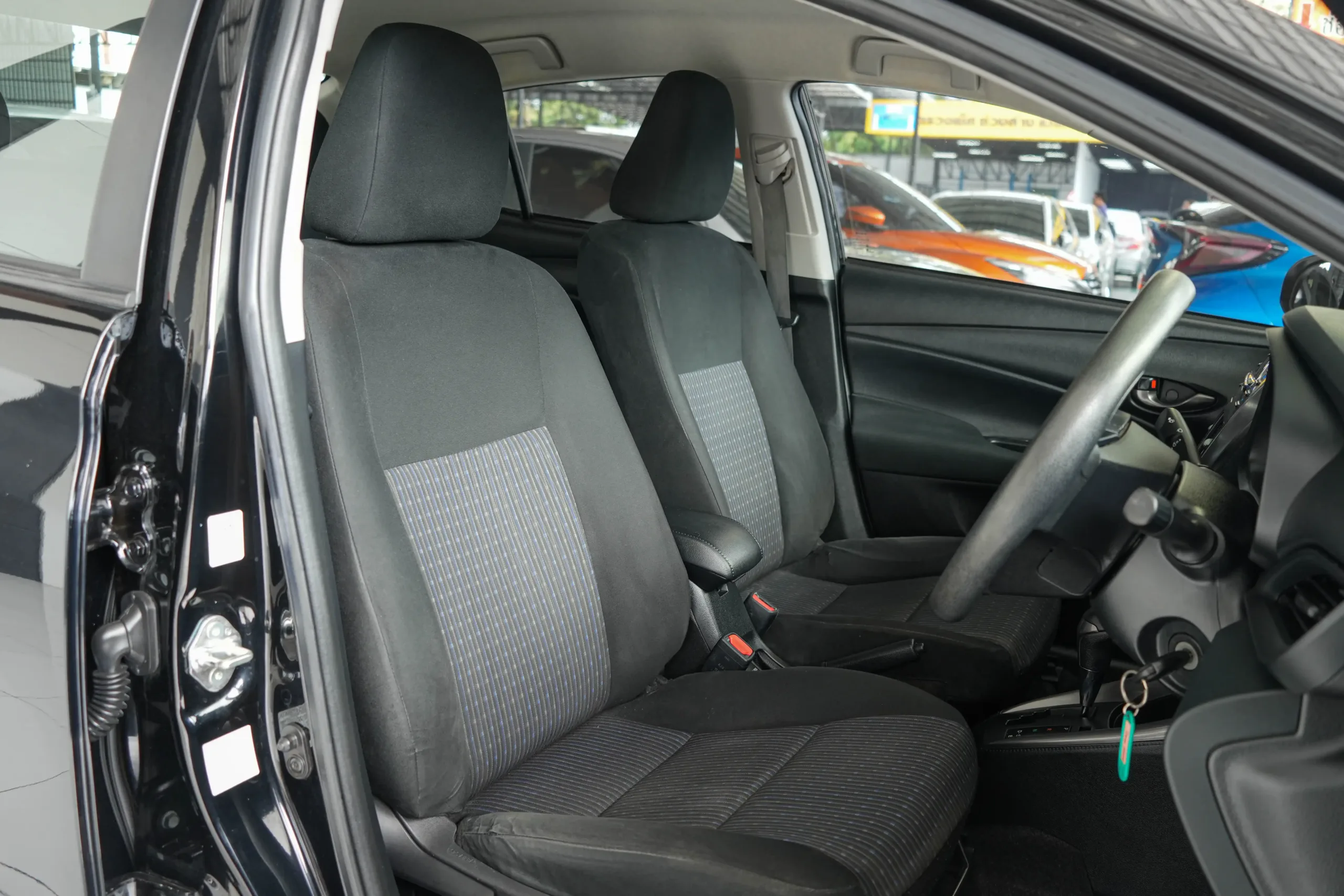 2021 Toyota Yaris Ativ 1.2 (ปี 17-22) Entry Sedan #2ขฒ-8816 - Image 14
