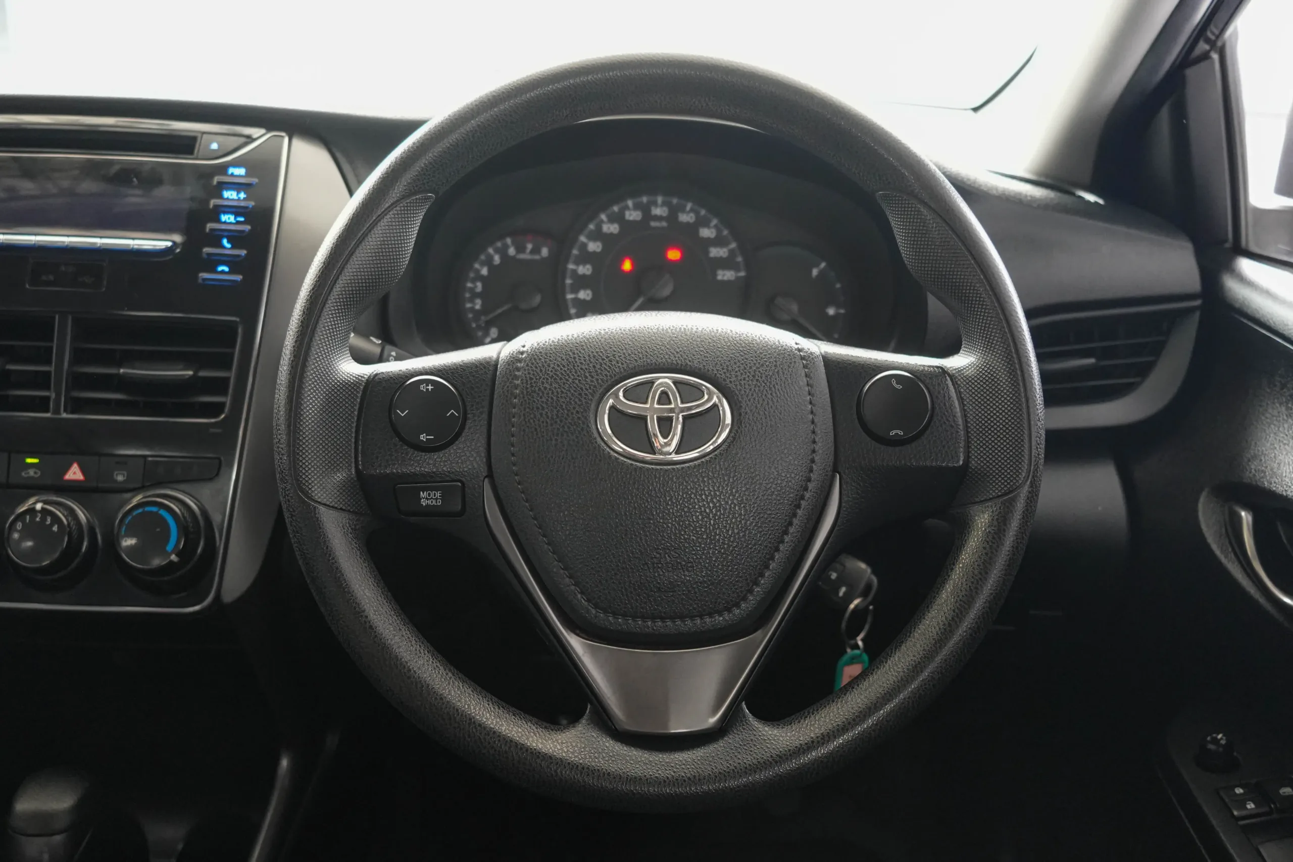 2021 Toyota Yaris Ativ 1.2 (ปี 17-22) Entry Sedan #2ขฒ-8816 - Image 10