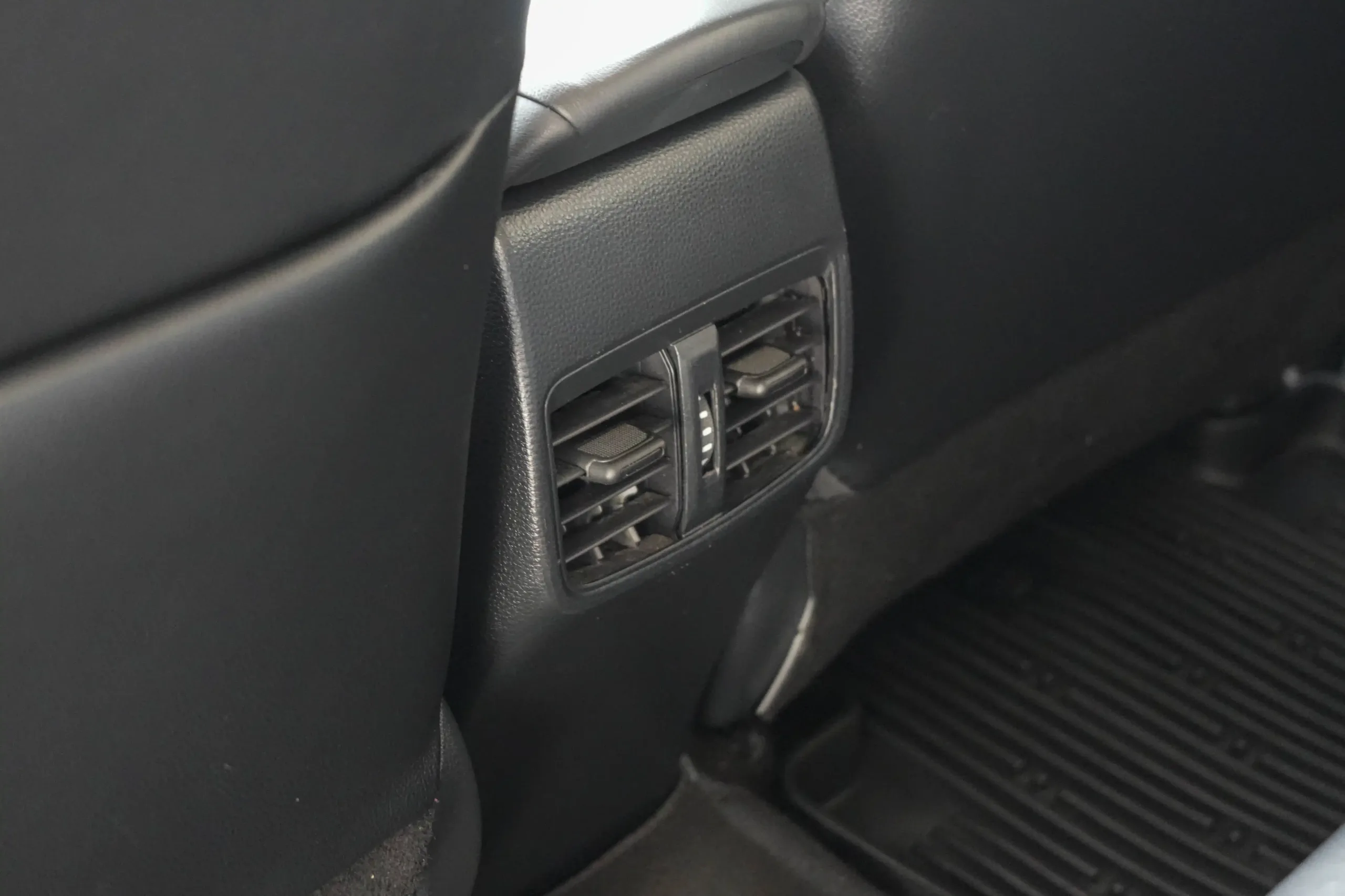 2022 Toyota Corolla Altis 1.6 (ปี 19-25) G Sedan #3ขจ-7882 - Image 14
