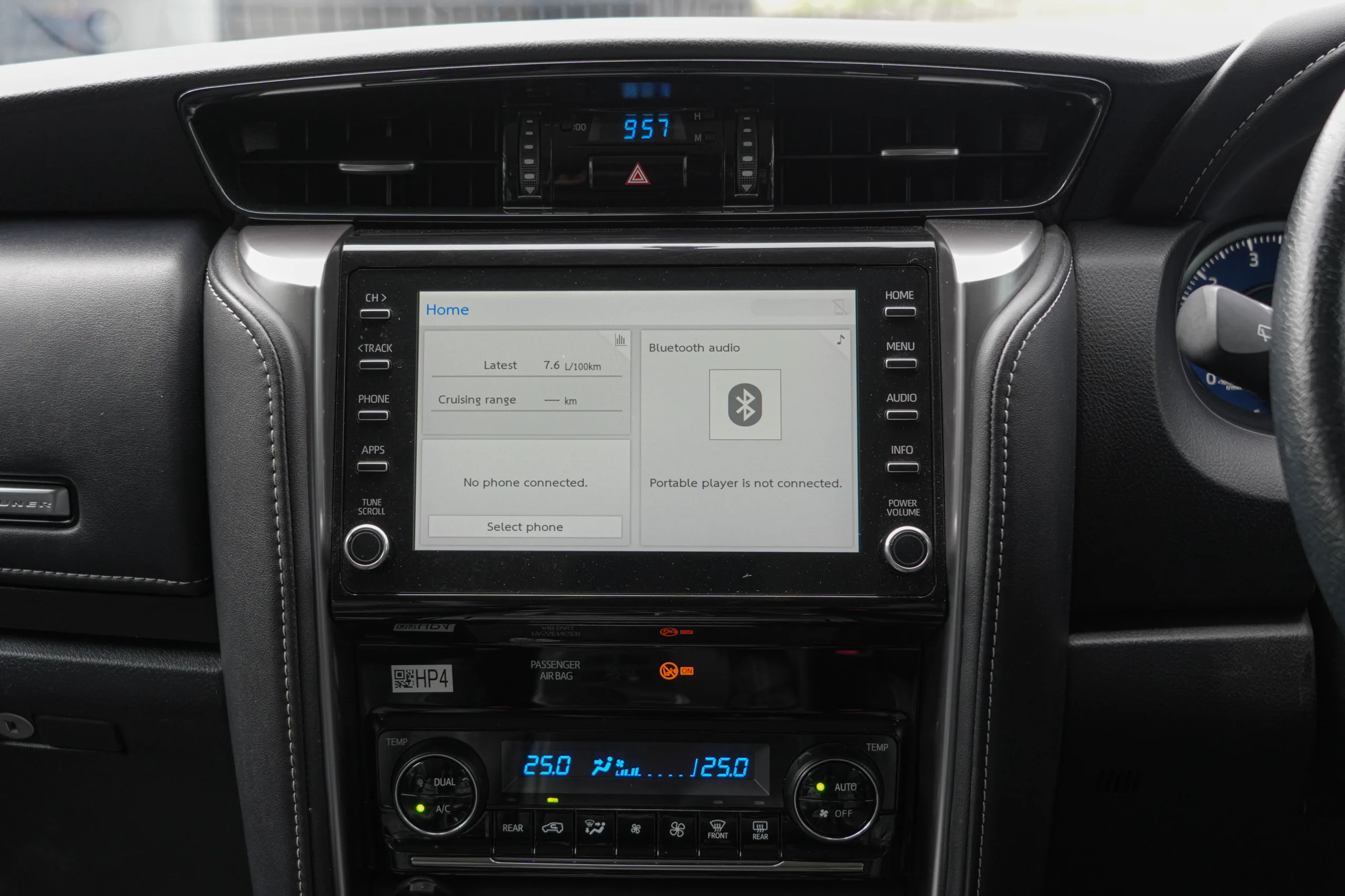 2022 Toyota FORTUNER 2.4 (ปี 15-25) G SUV #2ขว-8749 - Image 13
