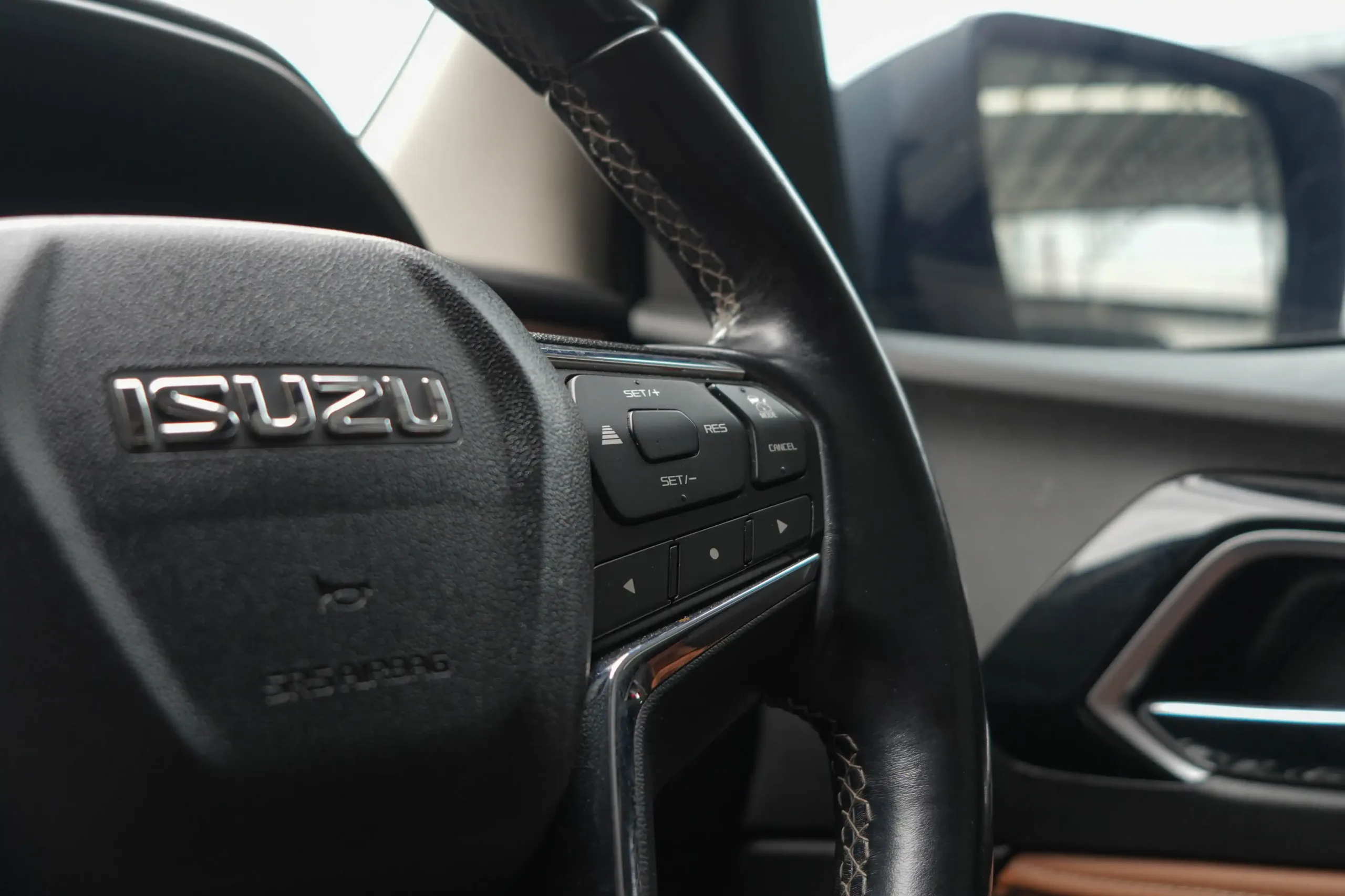 2021 Isuzu MU-X 3.0 (ปี 20-26) Ultimate SUV #2ขช-3837 - Image 20