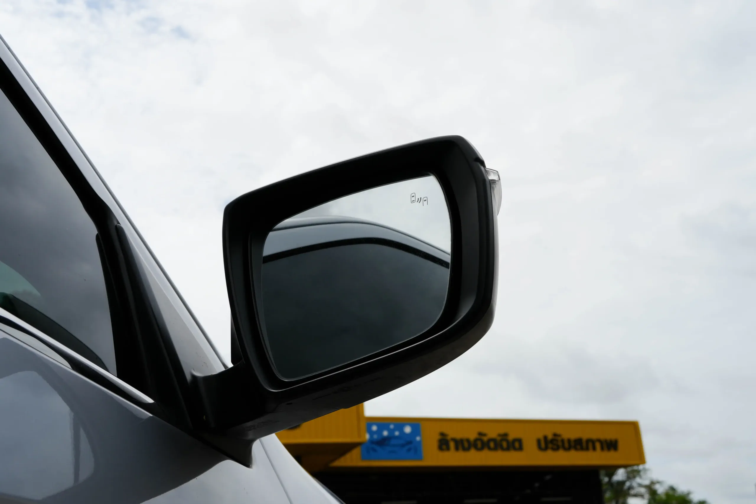 2021 Isuzu MU-X 3.0 (ปี 20-26) Ultimate SUV #2ขช-3837 - Image 31