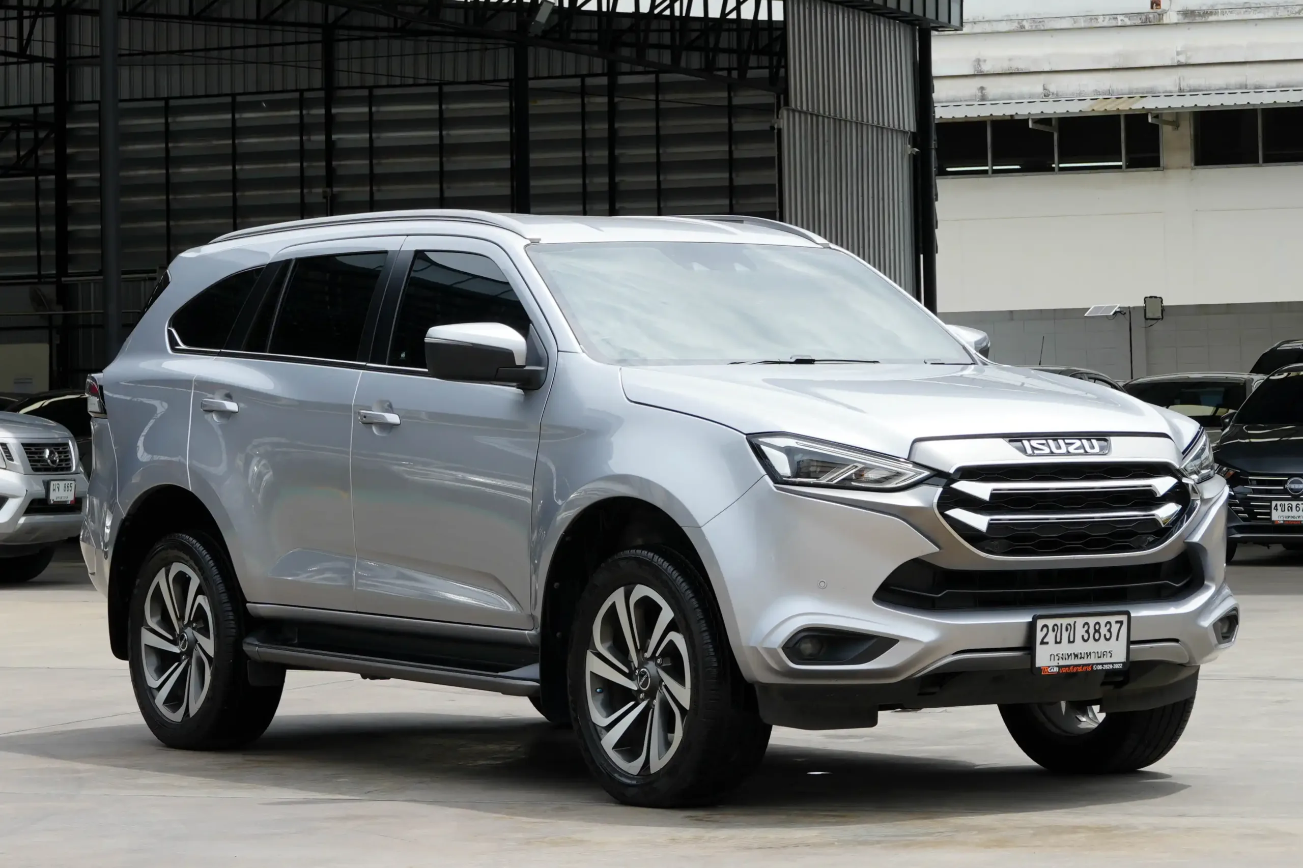 2021 Isuzu MU-X 3.0 (ปี 20-26) Ultimate SUV #2ขช-3837 - Image 2