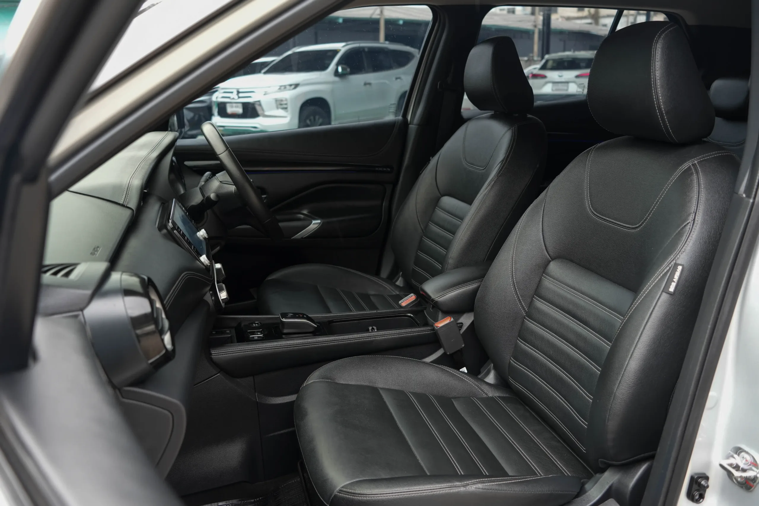2023 Nissan Kicks 1.2 (ปี 20-26) V SUV #4ขส-1702 - Image 13