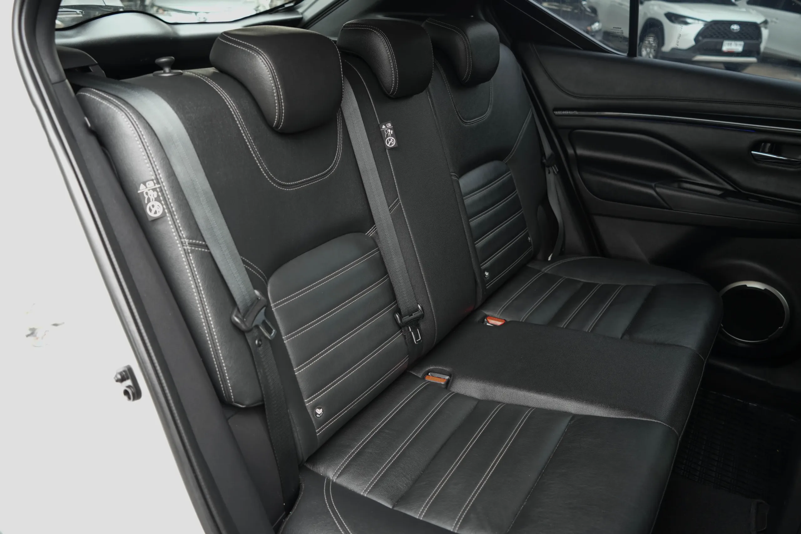 2023 Nissan Kicks 1.2 (ปี 20-26) V SUV #4ขส-1702 - Image 19